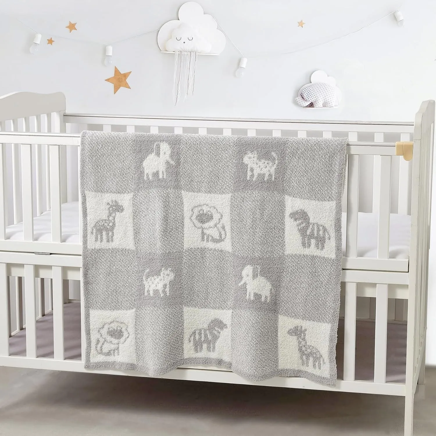 CREVENT 2 copertine da 75 cm x 100 cm, simpatiche, soffici, calde, per bambini, culla, passeggino, colore: grigio nuvola + animale lavorato a maglia grigio - immagine 3