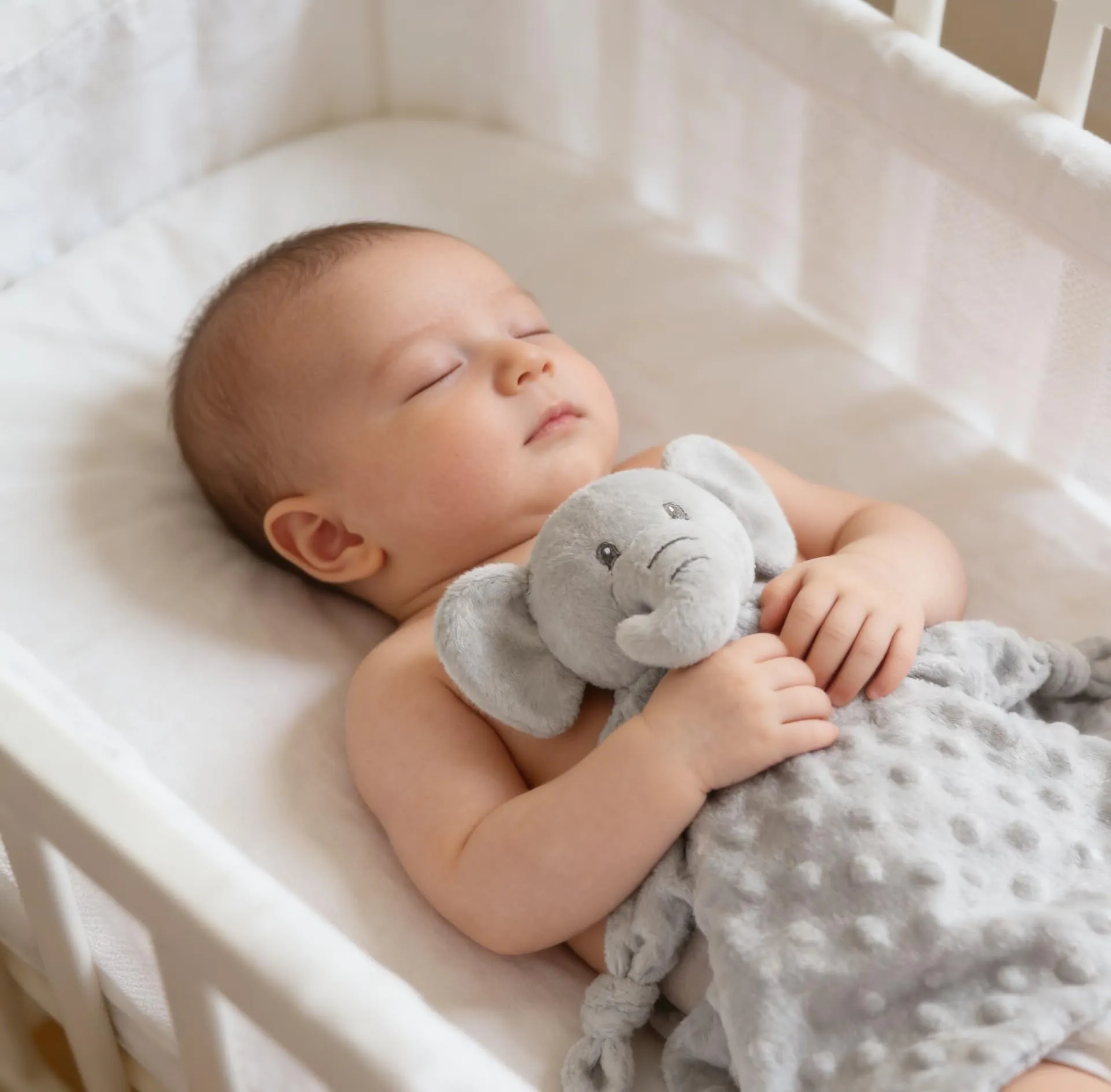 Crevent - Copertina di sicurezza in morbido peluche, per neonati e bambini, per compleanni e baby shower, con animaletto (elefante) - immagine 3