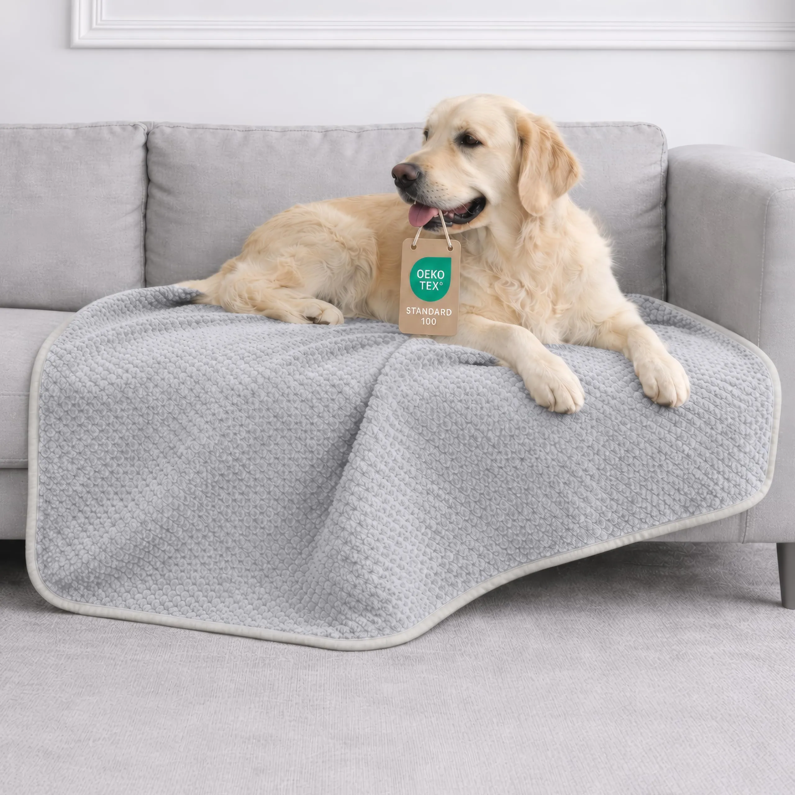 Dreamzie Coperta Impermeabile per Cani 100x120cm - Copridivano Impermeabile per Animali - Reversibile e Lavabile in Lavatrice in Pile Sherpa per Letto o Divano - Grigio chiaro - immagine 1