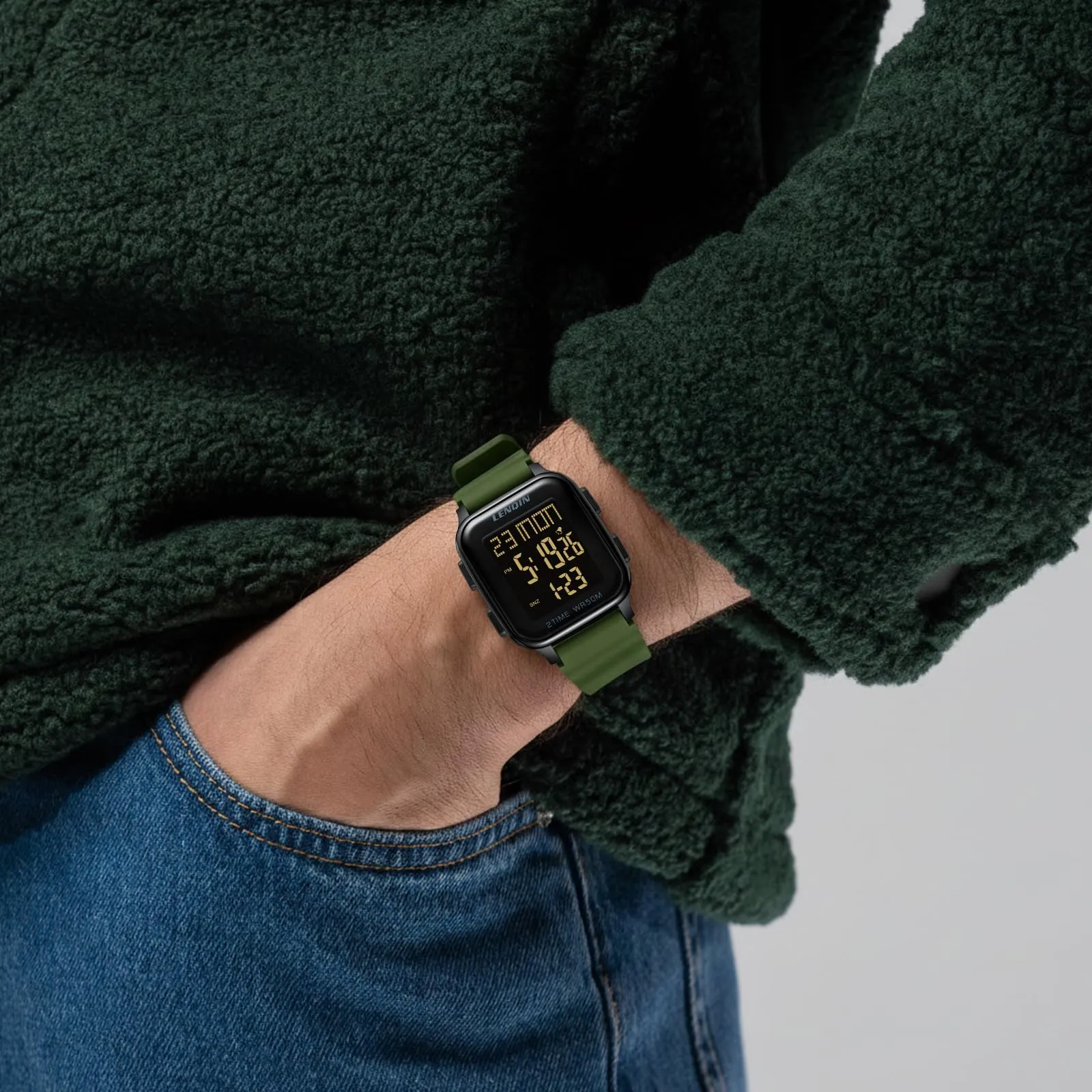 LN LENQIN Orologio Uomo Digitale Impermeabile Sportivo LED Cronometro - immagine 5