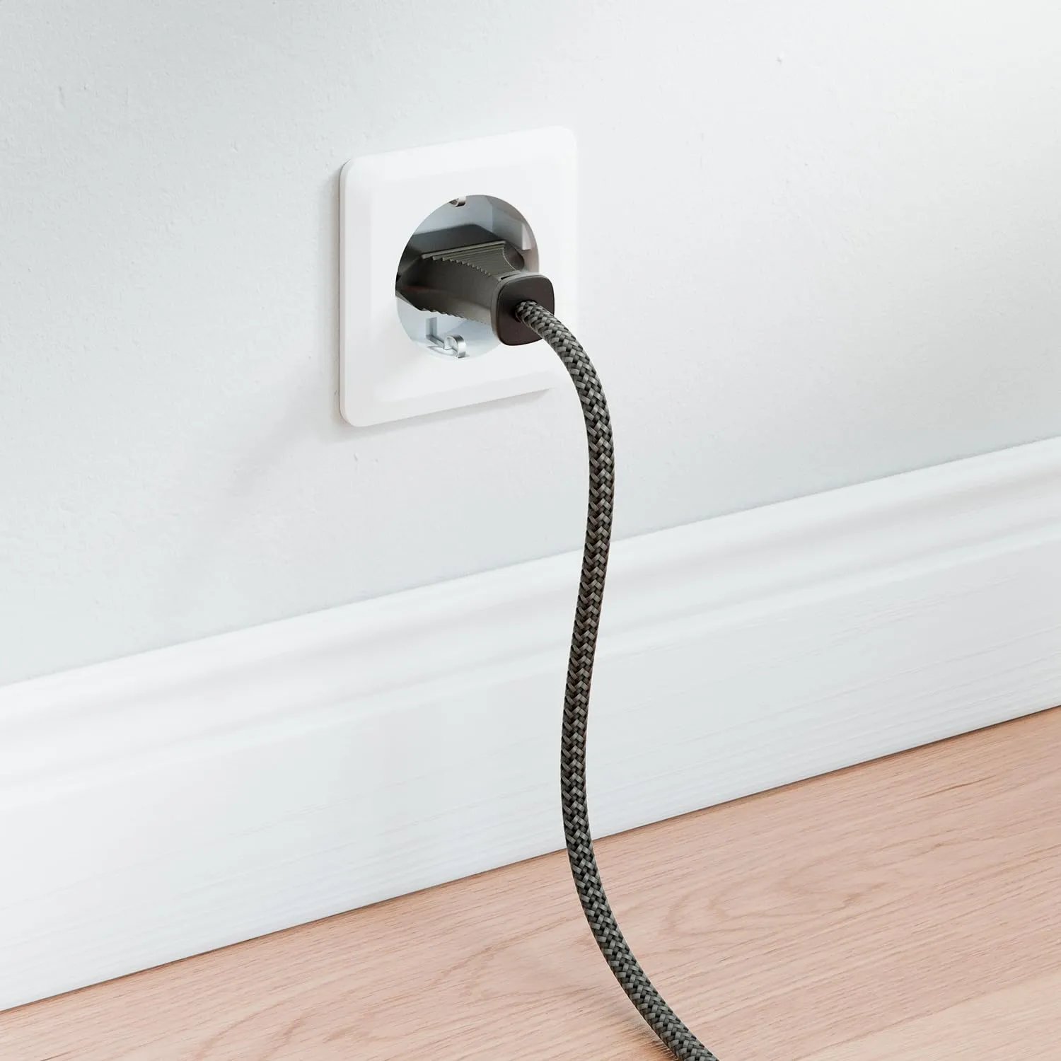deleyCON 1,5m Cavo di Alimentazione Elettrico Spina Euro Tipo c a C7 (in Nylon) Connettore Piatto 2,5A per Presa C8 TV Soundbar PS4 PS5 Alimentatori Piccoli Elettrodomestici ecc. - Grigio - immagine 4