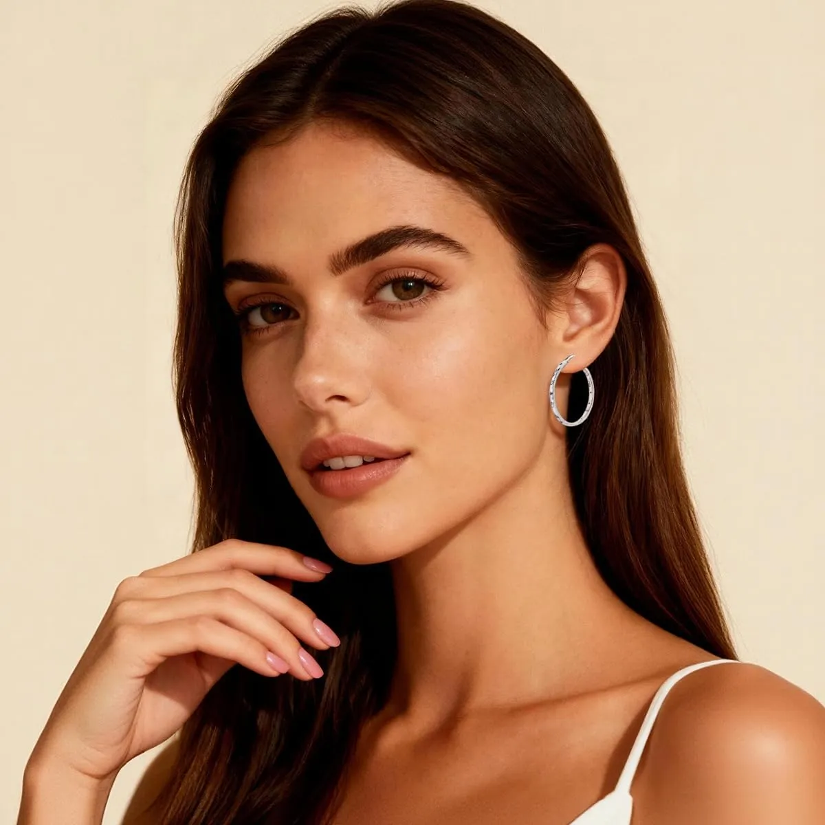 QIKAOLA S925 Orecchini in argento da donna Orecchini a cerchio ipoallergenici Orecchini Huggie con zirconia cubica - immagine 3