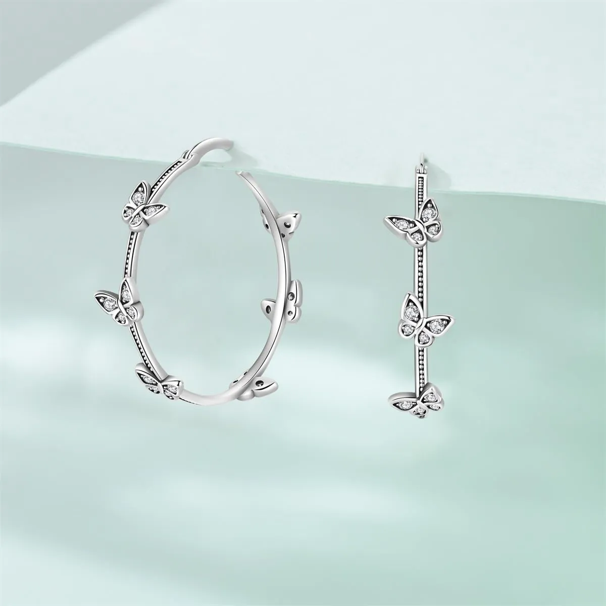 QIKAOLA S925 Orecchini in argento da donna Orecchini a cerchio ipoallergenici Orecchini Huggie con zirconia cubica - immagine 4