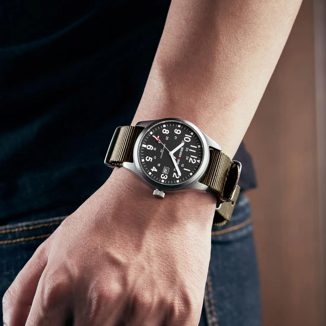GOLDEN HOUR Orologio da Uomo Militare Analogico con Cinturino in Nylon, Orologio Sportivo Casual con Quadrante Facile Lettura 12/24H, Lancette Luminose, Impermeabile 3ATM - immagine 7