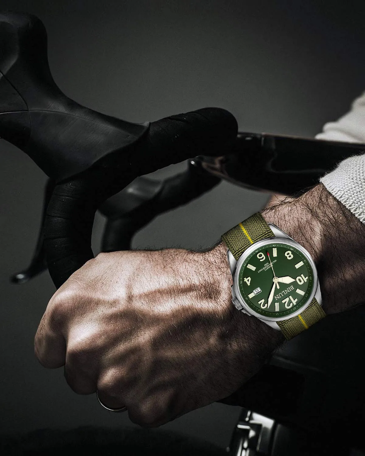 BINLUN Cinturino per Orologio in Nylon Elastico di Ricambio Militare Cinturino a Strappo Paracadute Marina Nazionale per Uomo Donna Fibbia Nero/Argento 18/20/22mm - immagine 6