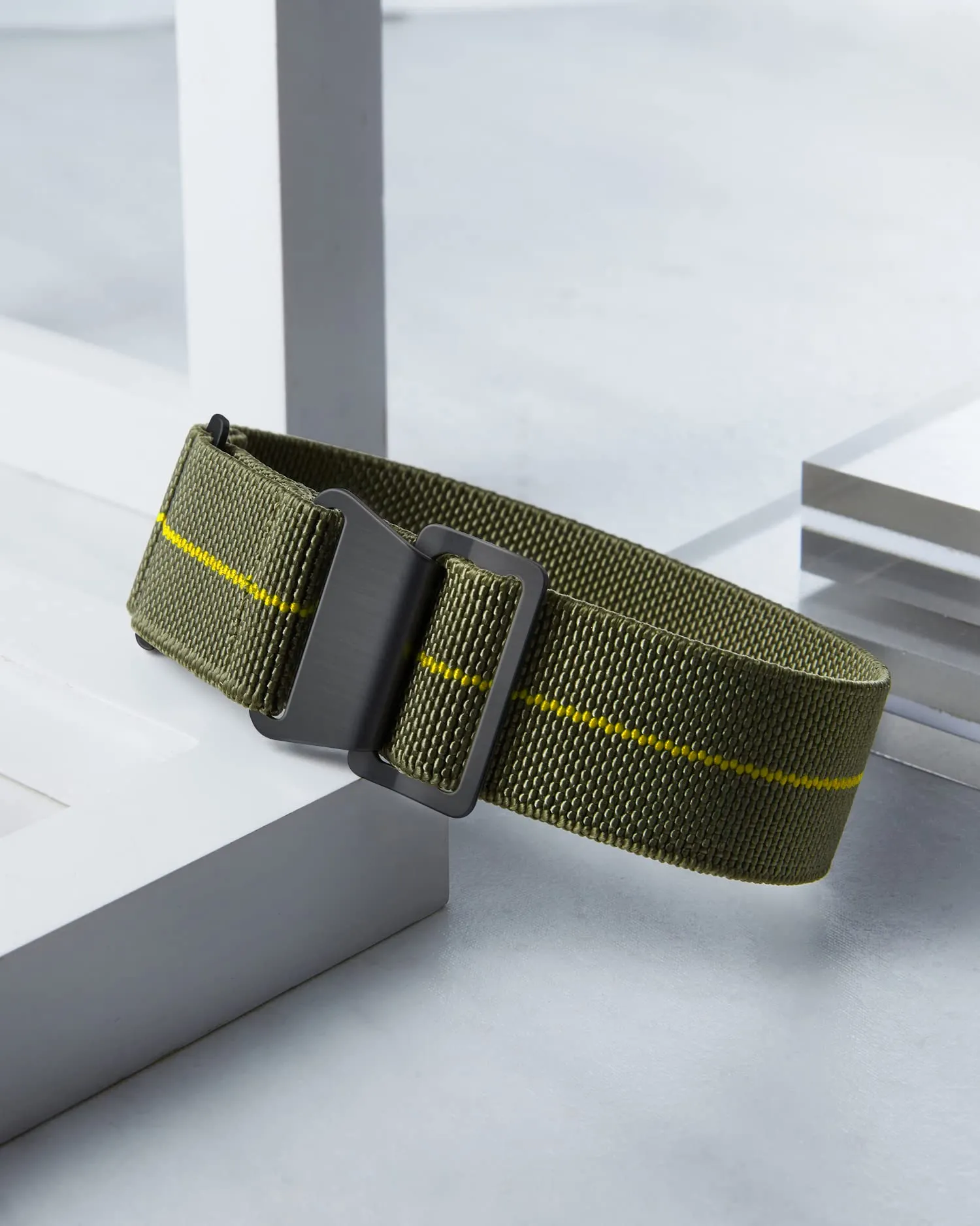 BINLUN Cinturino per Orologio in Nylon Elastico di Ricambio Militare Cinturino a Strappo Paracadute Marina Nazionale per Uomo Donna Fibbia Nero/Argento 18/20/22mm - immagine 3
