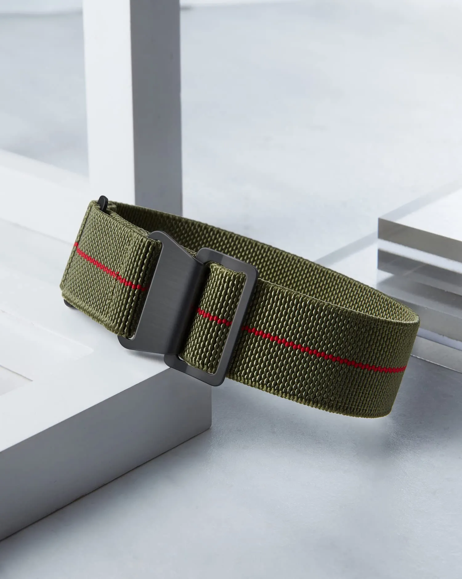 BINLUN Cinturino per Orologio in Nylon Elastico di Ricambio Militare Cinturino a Strappo Paracadute Marina Nazionale per Uomo Donna Fibbia Nero/Argento 18/20/22mm - immagine 3