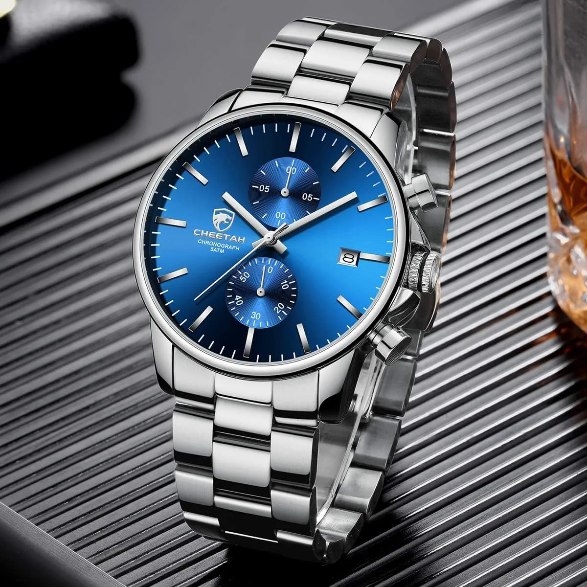 Affute Orologi da uomo in acciaio inox e metallo, stile casual, impermeabile, cronografo al quarzo, data automatica, lancette colorate - Blu argento - immagine 4