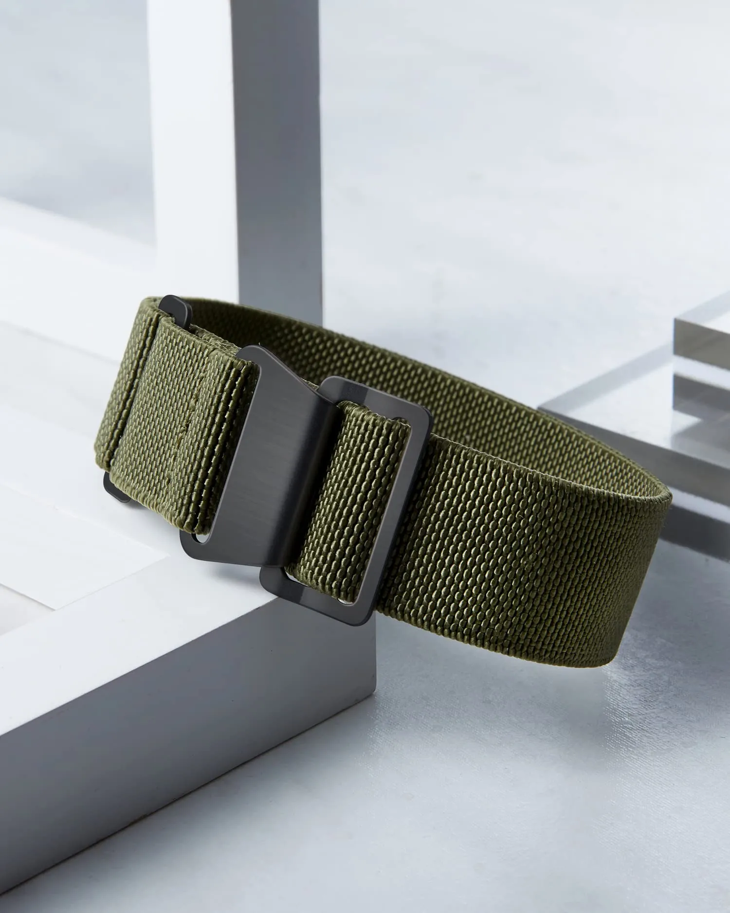 BINLUN Cinturino per Orologio in Nylon Elastico di Ricambio Militare Cinturino a Strappo Paracadute Marina Nazionale per Uomo Donna Fibbia Nero/Argento 18/20/22mm - immagine 3