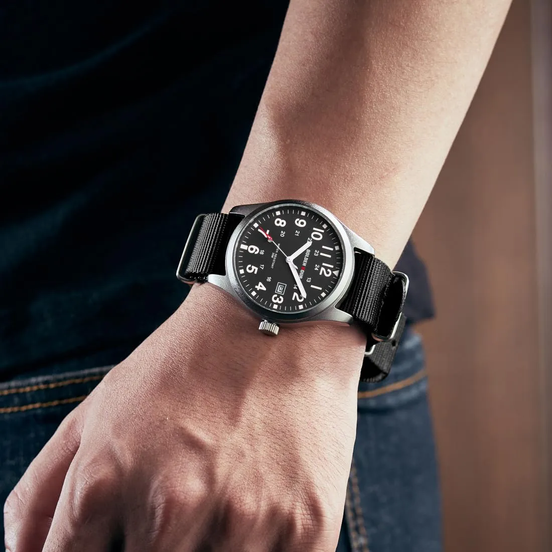 GOLDEN HOUR Orologio da Uomo Militare Analogico con Cinturino in Nylon, Orologio Sportivo Casual con Quadrante Facile Lettura 12/24H, Lancette Luminose, Impermeabile 3ATM - immagine 7