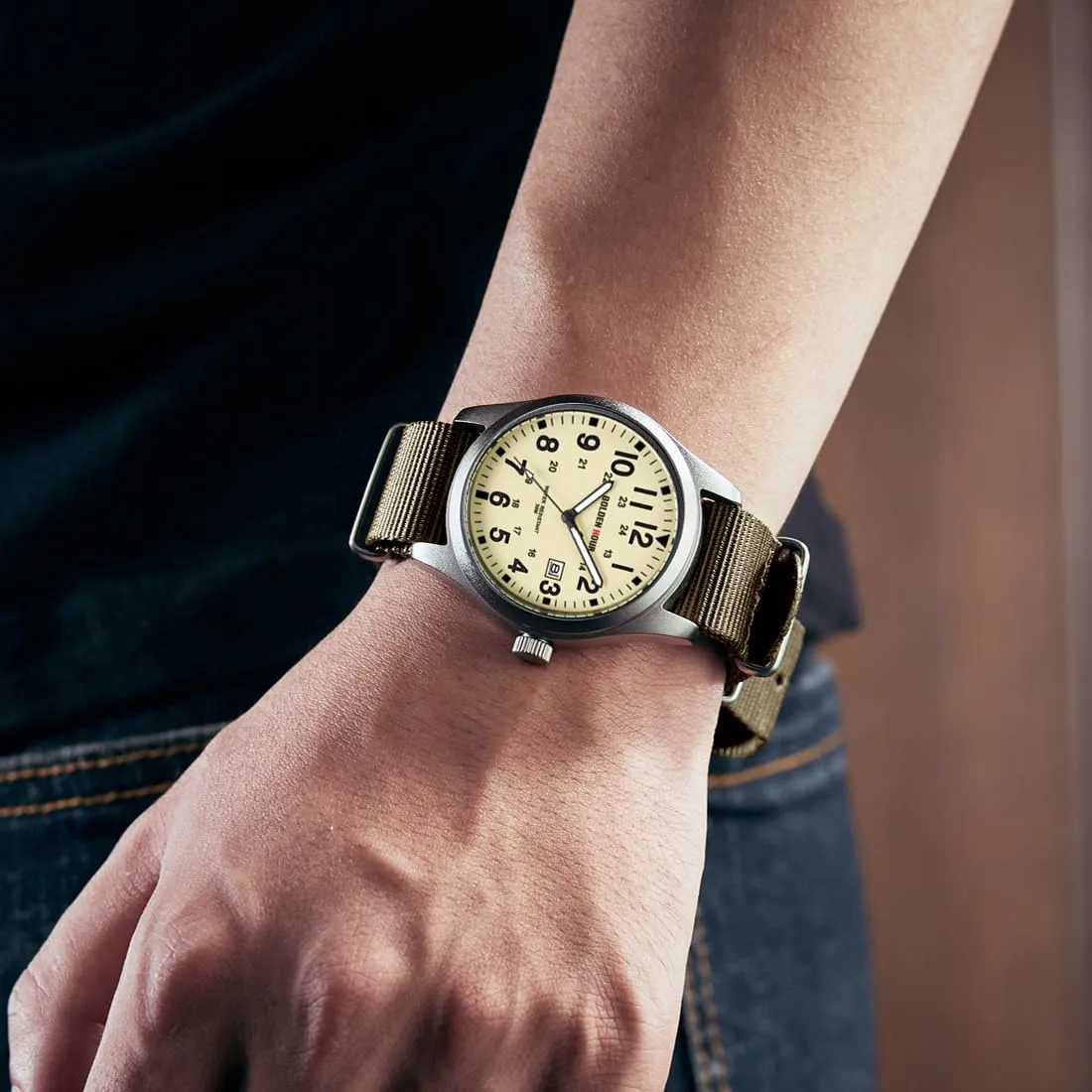 GOLDEN HOUR Orologio da Uomo Militare Analogico con Cinturino in Nylon, Orologio Sportivo Casual con Quadrante Facile Lettura 12/24H, Lancette Luminose, Impermeabile 3ATM (argento giallo marrone) - immagine 7