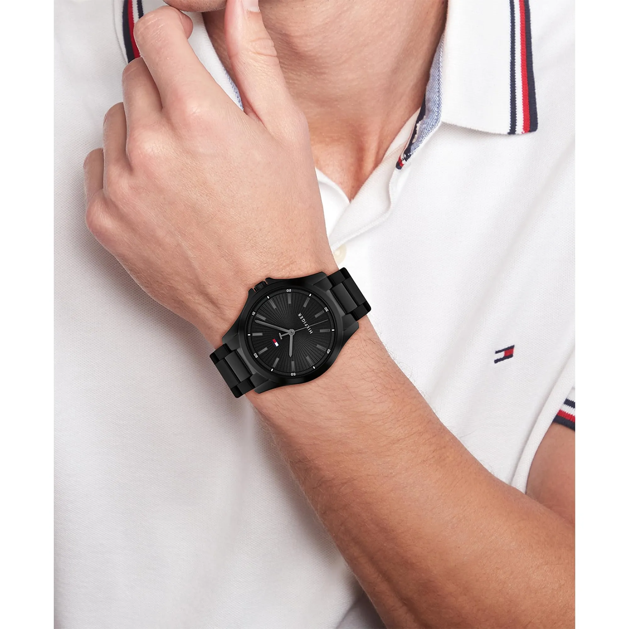 Tommy Hilfiger Orologio con Movimento al Quarzo a Tre Lancette da Uomo con Cinturino in Acciaio Inossidabile Nero - 1710680, Black - immagine 3