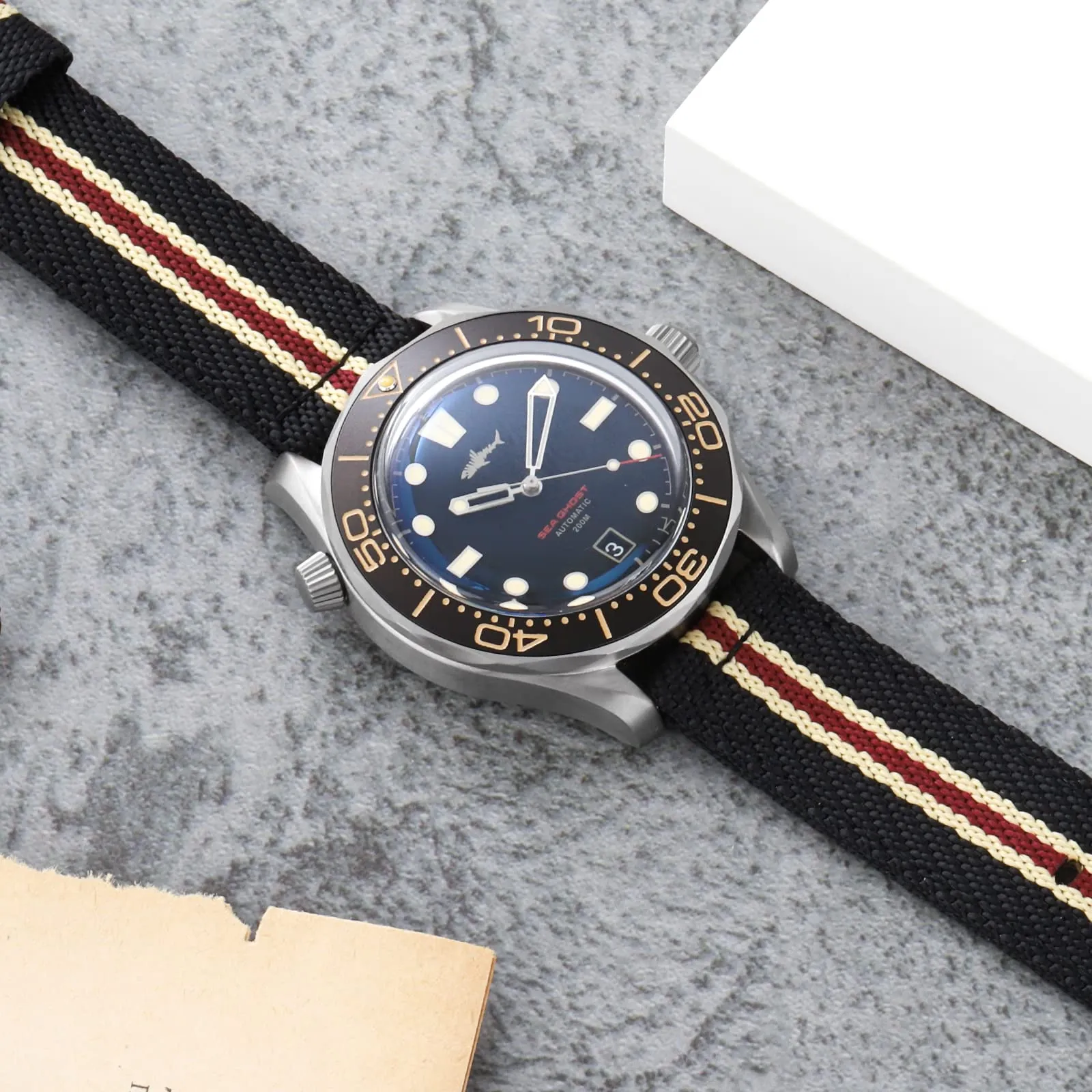 watchdives Cinturino in Nylon per Uomo e Donna 18mm 20mm 22mm, Cinturino Militare a Sgancio Rapido con Fibbia in Acciaio Inossidabile Resistente - immagine 4