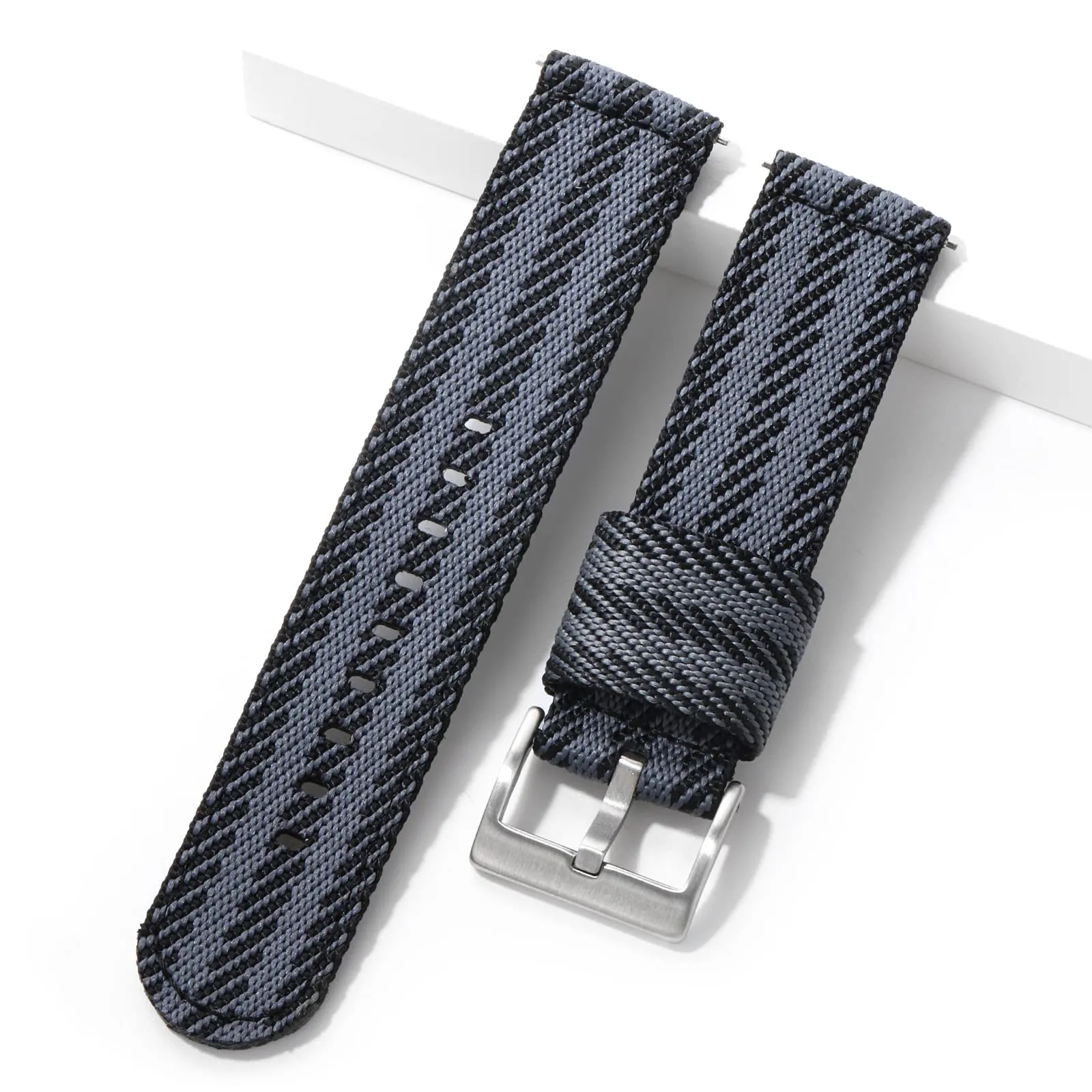 watchdives Cinturino in Nylon per Uomo e Donna 18mm 20mm 22mm, Cinturino Militare a Sgancio Rapido con Fibbia in Acciaio Inossidabile Resistente - immagine 1