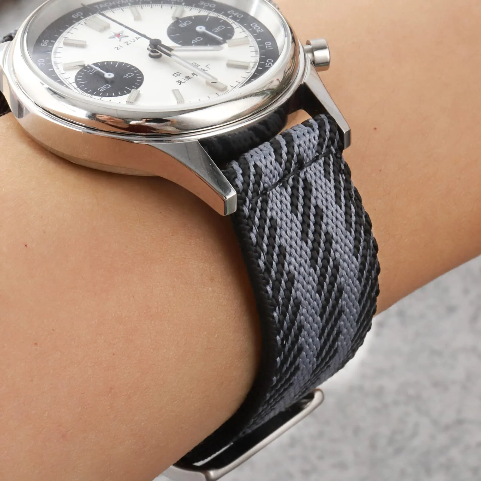 watchdives Cinturino in Nylon per Uomo e Donna 18mm 20mm 22mm, Cinturino Militare a Sgancio Rapido con Fibbia in Acciaio Inossidabile Resistente - immagine 5