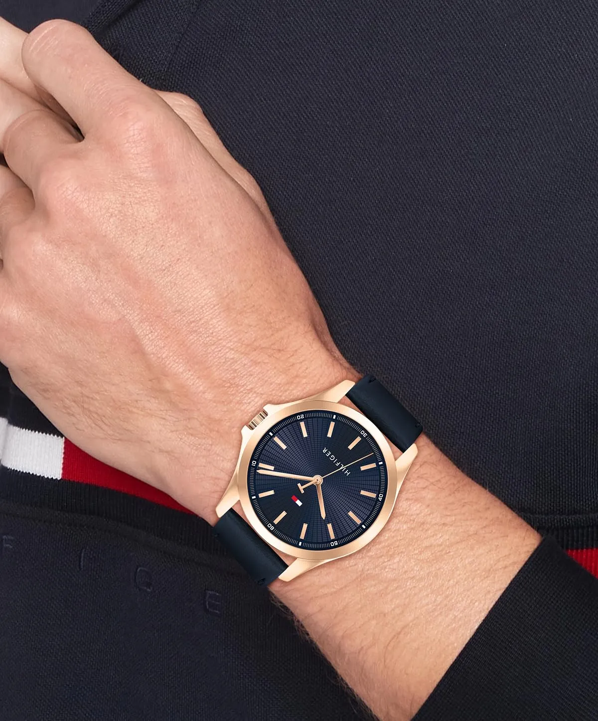 Tommy Hilfiger Orologio con Movimento al Quarzo a Tre Lancetteda Uomo con Cinturino in Pelle Blu Navy - 1792189, Blue - immagine 4