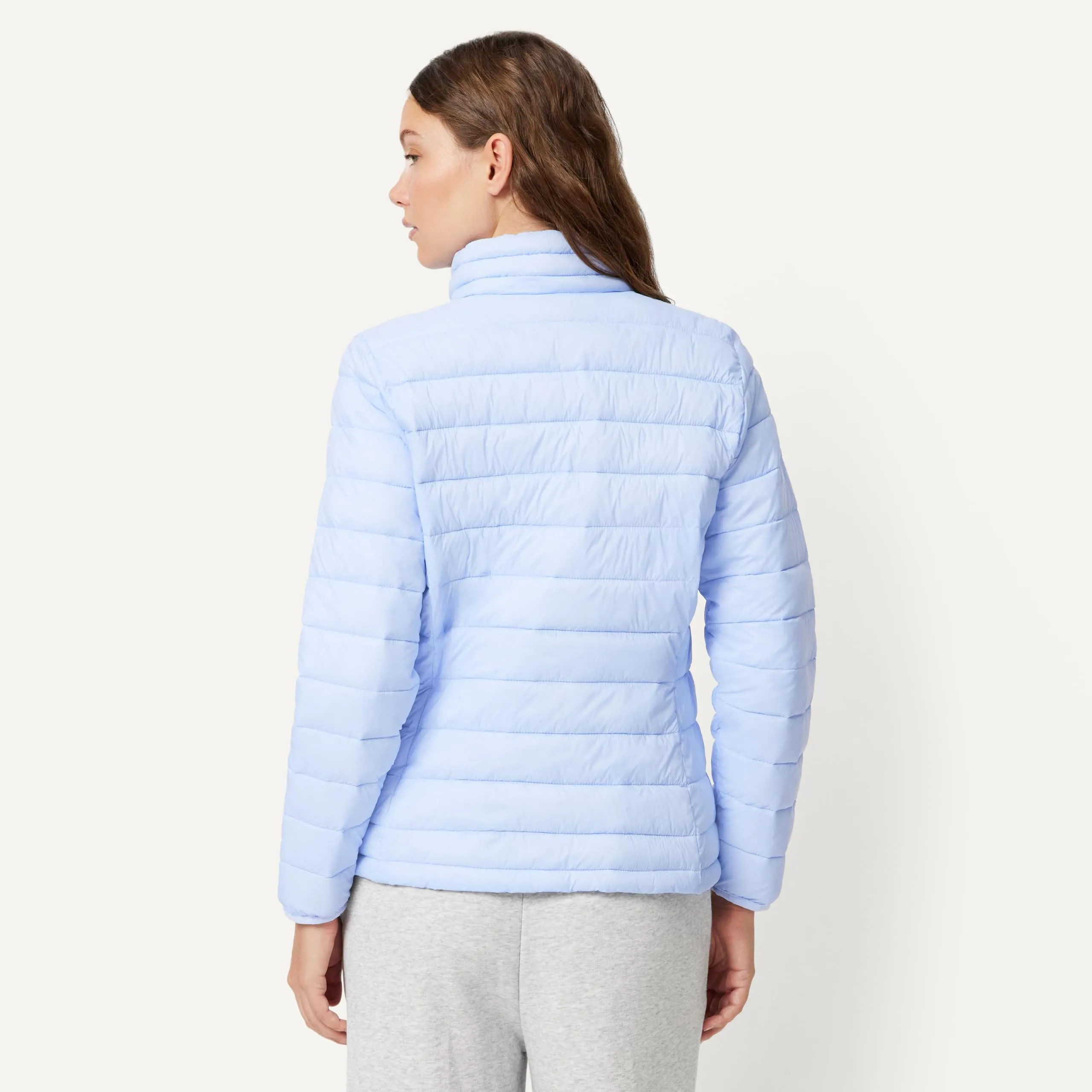 Amazon Essentials Piumino leggero a maniche lunghe resistente all'acqua ripiegabile (disponibile in taglie forti) Donna, Blu Chiaro, XS - immagine 3