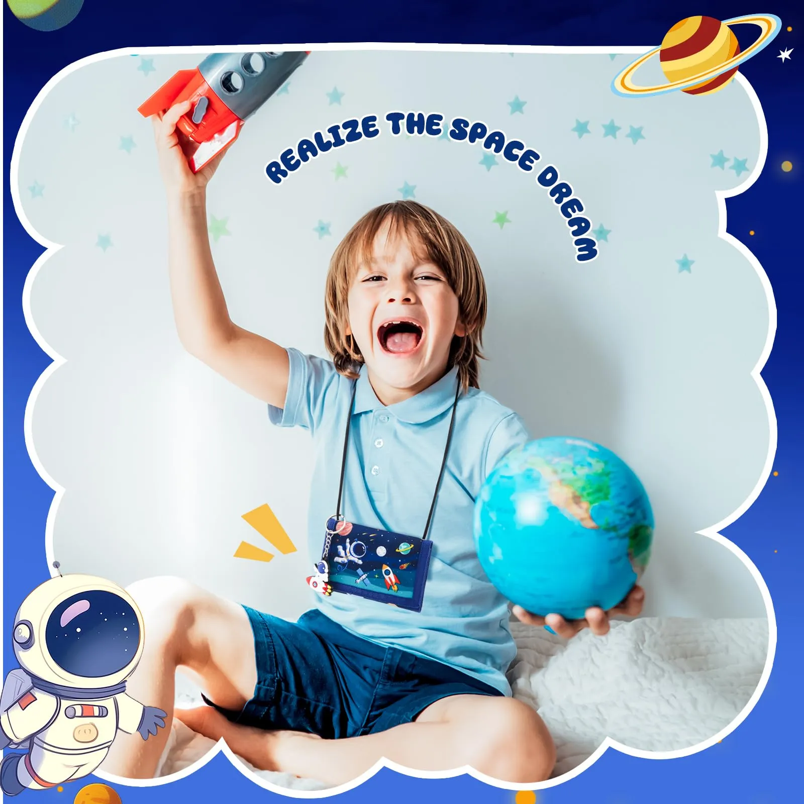 Hestya Portafoglio per Bambini e Ragazzi Portafoglio da Collo a Tre Scomparti con Diverse Fantasie Portamonete da Viaggio con Cordino e Portachiavi Regalo di Compleanno(Astronauta) - immagine 6