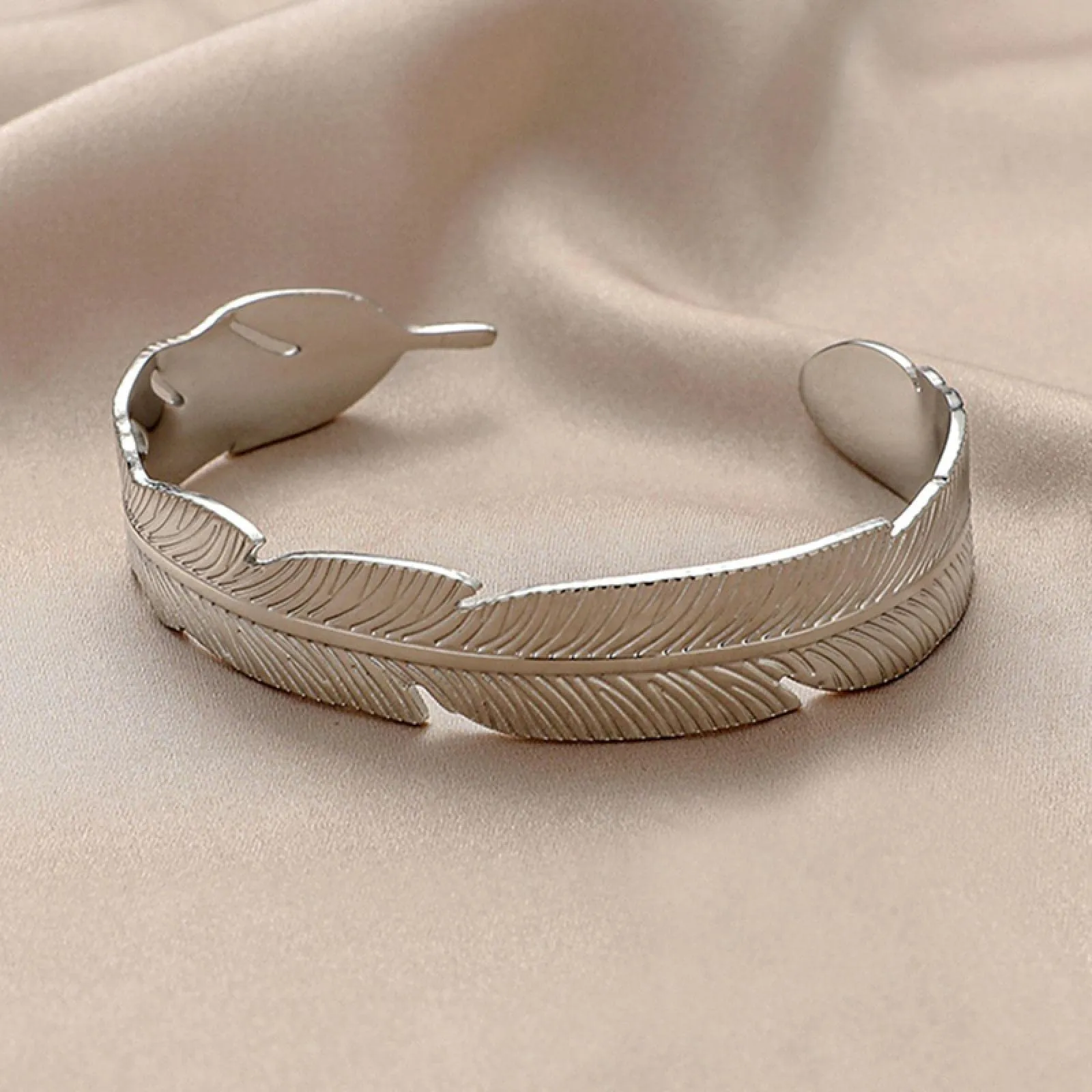Bracciale Donna Braccialetto Regalo Regali Braccialetto di Piume per Le Donne Hip Hop Regolabile A Forma di C Bracciale per Ragazze Regali Casuali B644 - immagine 3