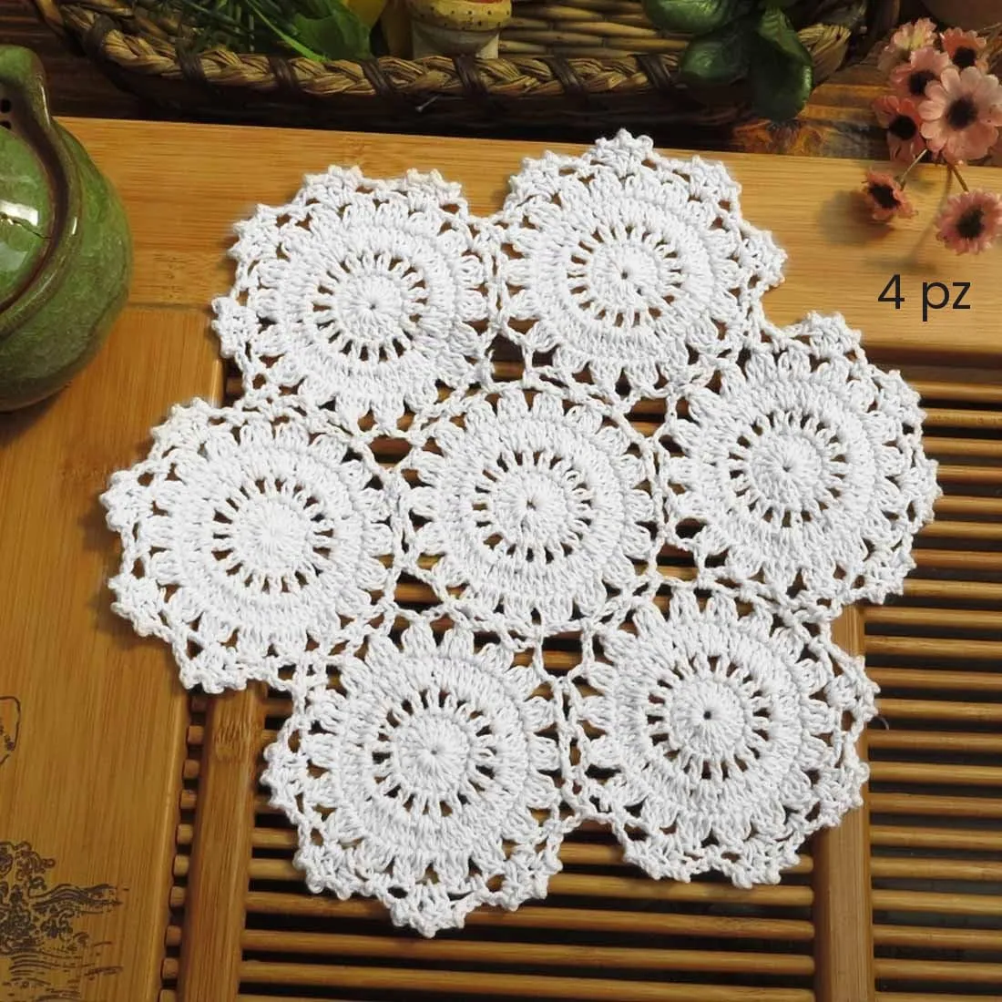 kilofly Confezione da 4 centrini in pizzo di cotone all'uncinetto, motivo floreale, 25,4 cm, colore: bianco - immagine 8