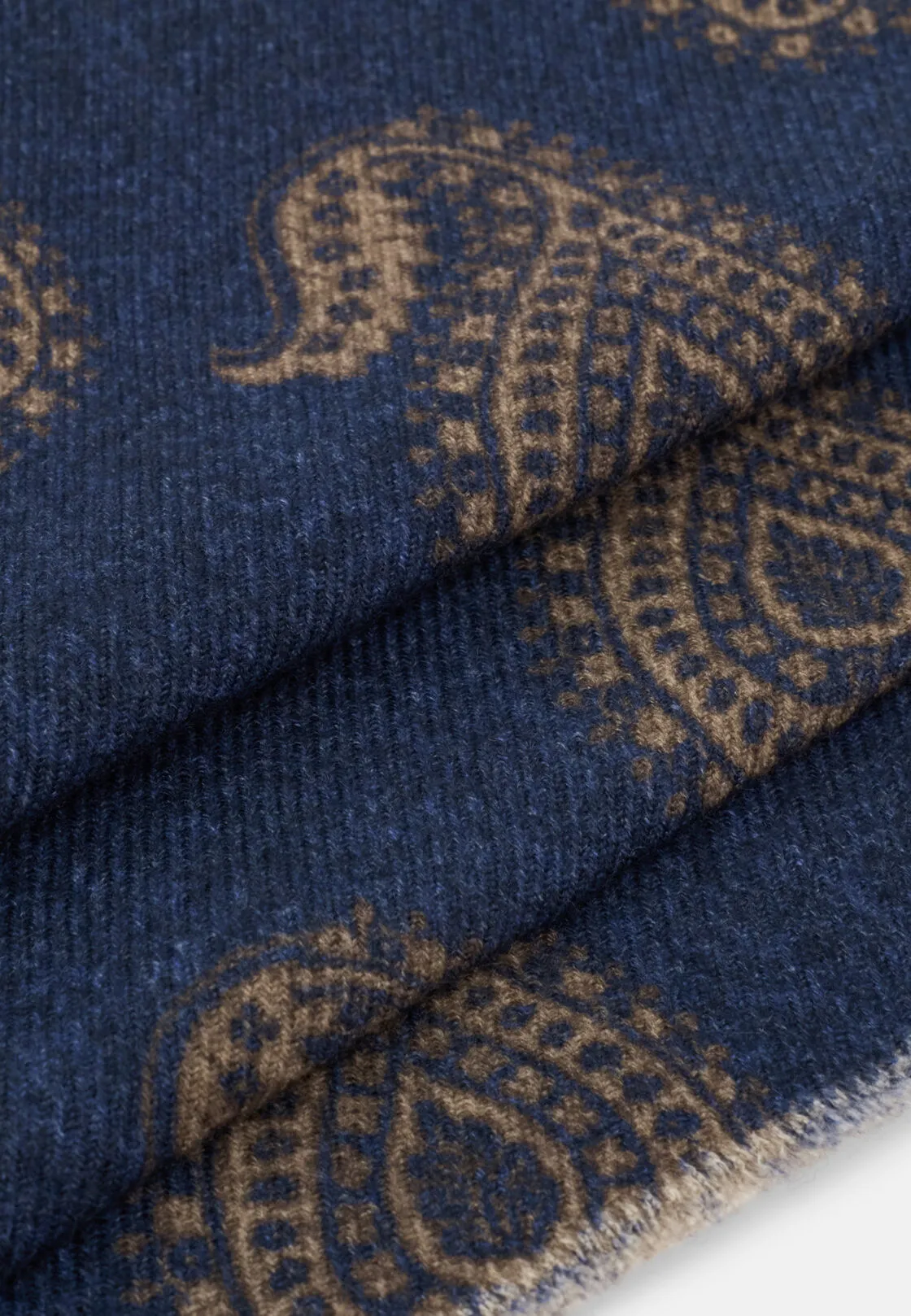 Boggi, Sciarpa Con Stampa Macro Paisley In Lana, Uomo, Blu - immagine 3