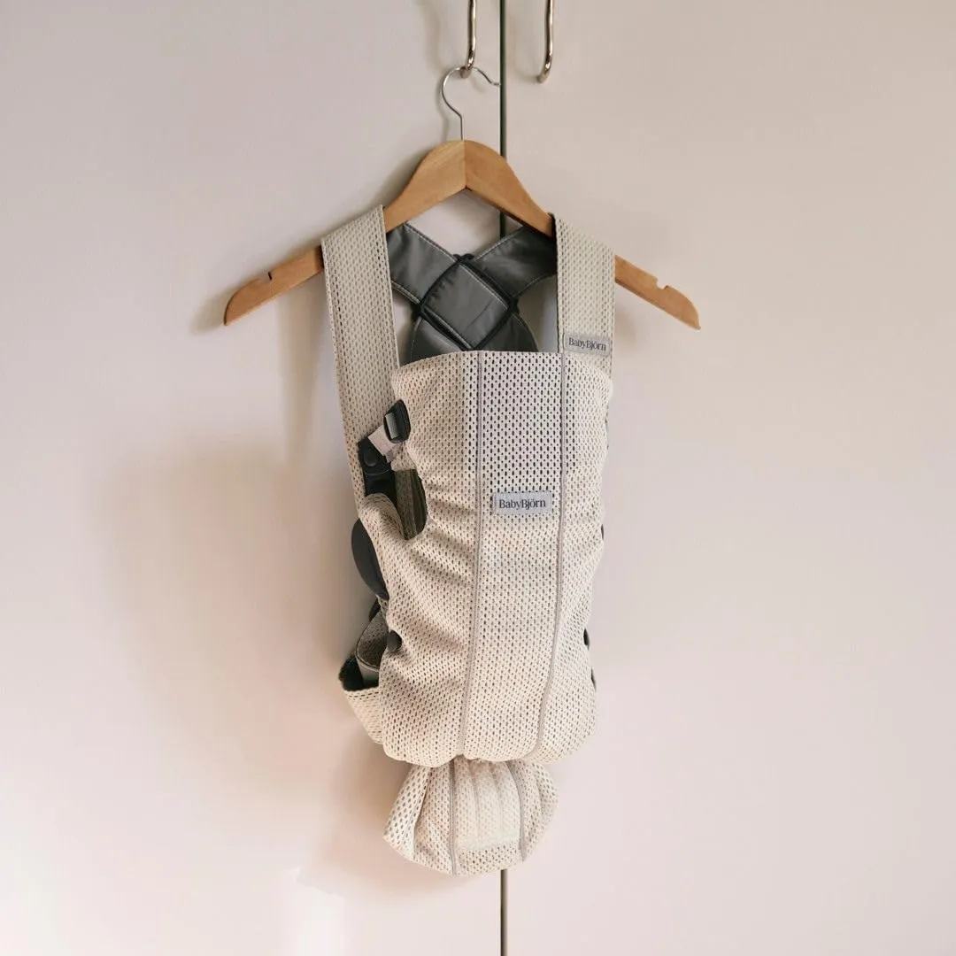 BabyBjörn Marsupio Mini, Mesh 3D, Crema - immagine 10