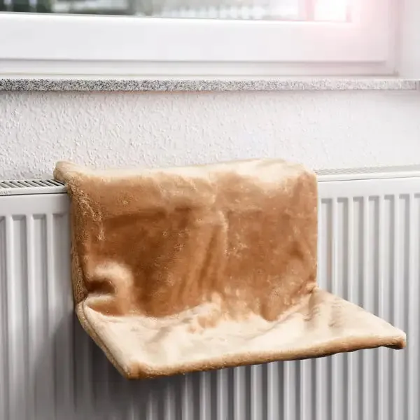 Cuccia da termosifone dritta in peluche per gatti CanadianCat Beige - Cuccia per gatti - immagine 1