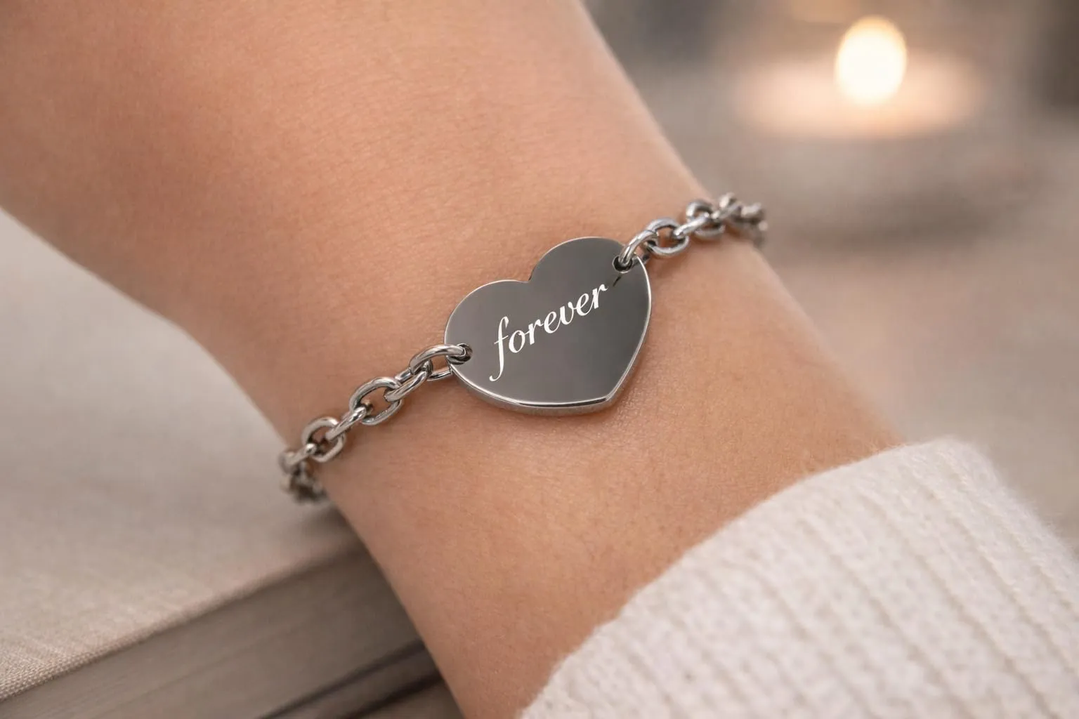 ByClay Laboratory Braccialetto a cuore da donna in acciaio con incisione personalizzata | Regalo personalizzato con nomi date e dediche personali | Misura unica - immagine 7