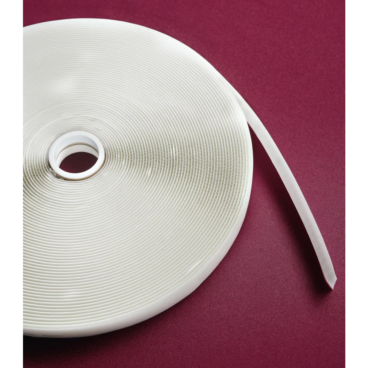 ERWIN M. Velcro adesivo maschio con gancio adesivo; 1.8 cm (L); bianco - immagine 1
