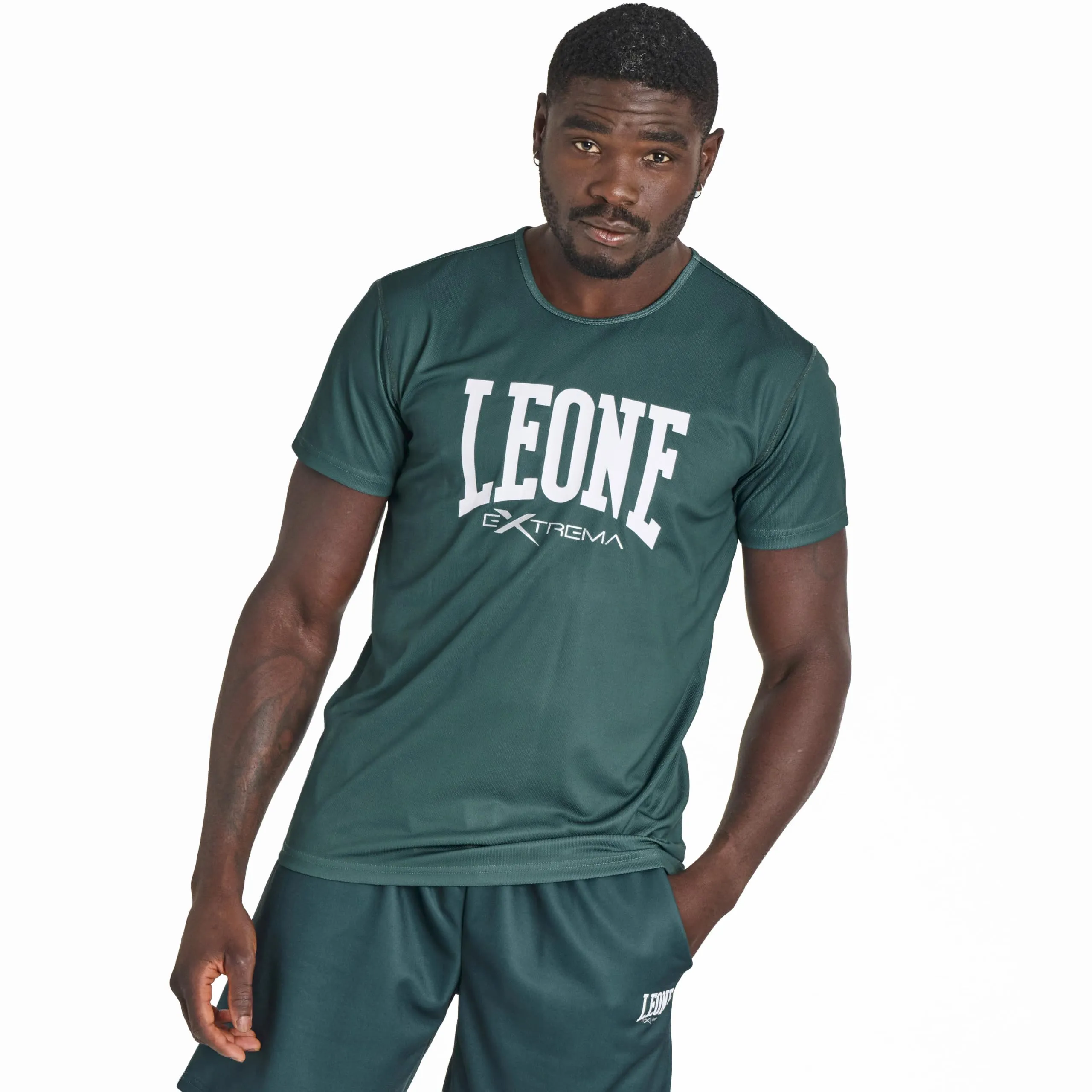 LEONE 1947 ABX106 T-Shirt Uomo Logo, Maglia Palestra Fitness Training Bodybuilding, 100% Poliestere Polymesh, Verde Petrolio, Taglia M - immagine 1