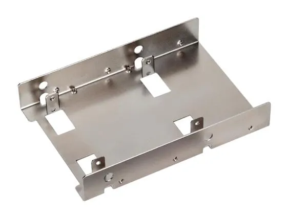 Adattatore per alloggiamento Silverstone SDP08 da 3,5" a 2,5", argento - immagine 1