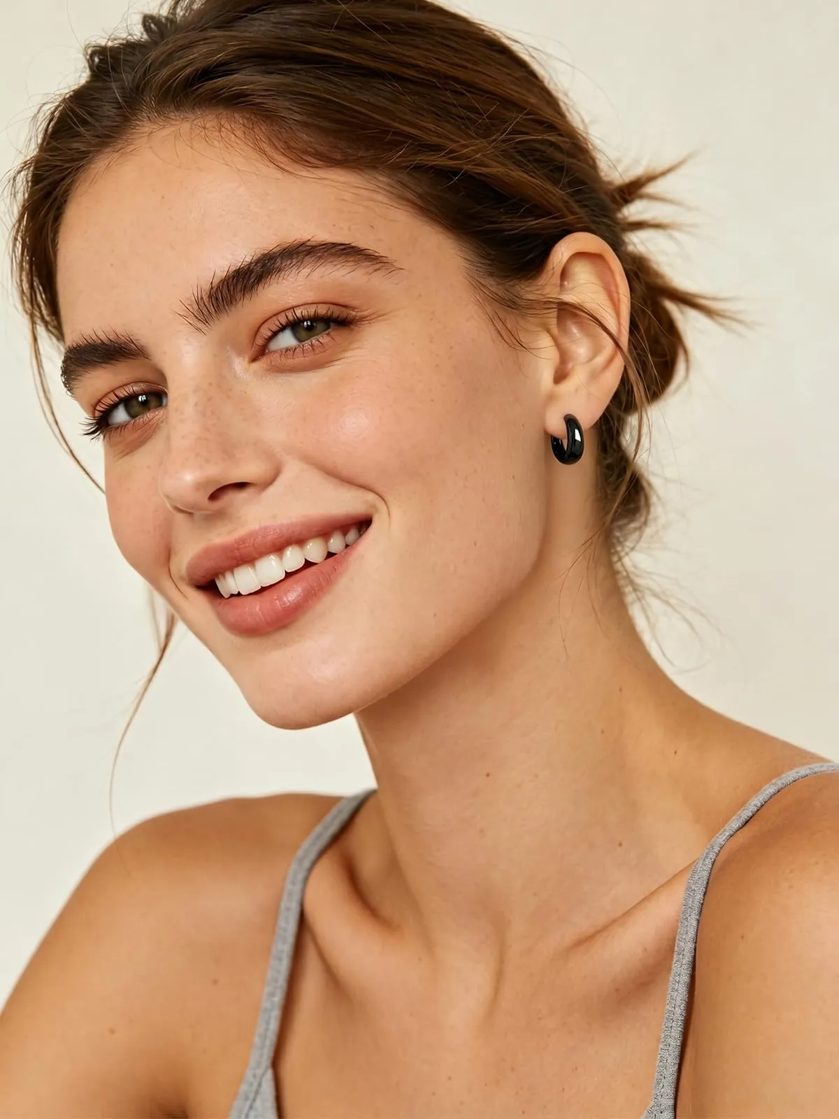 Silvora 10mm Orecchini Donna a Cerchio Nero Piccoli - immagine 8