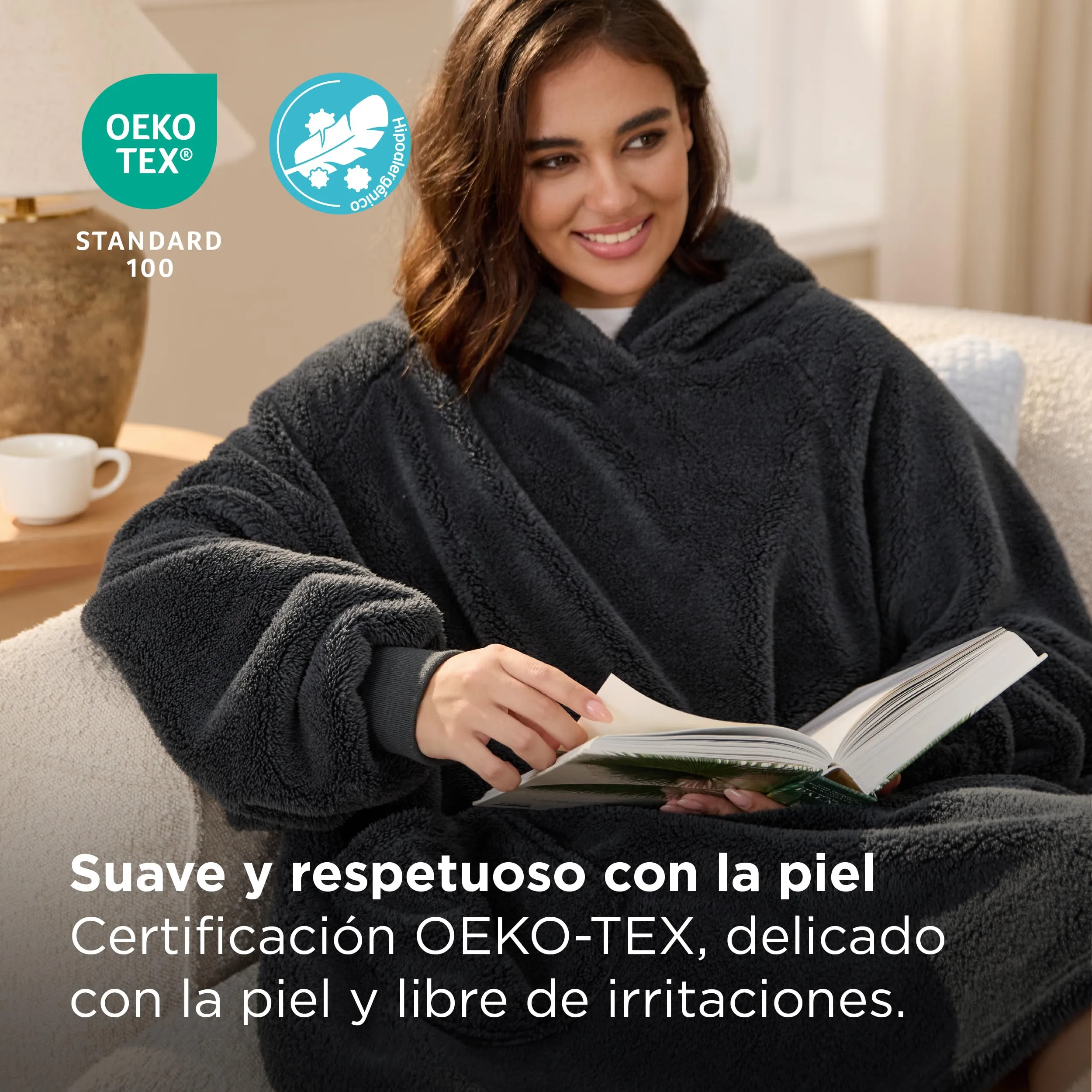 Bedsure Coperta con Cappuccio e Maniche Regalo Antracite - 95x85cm - immagine 2
