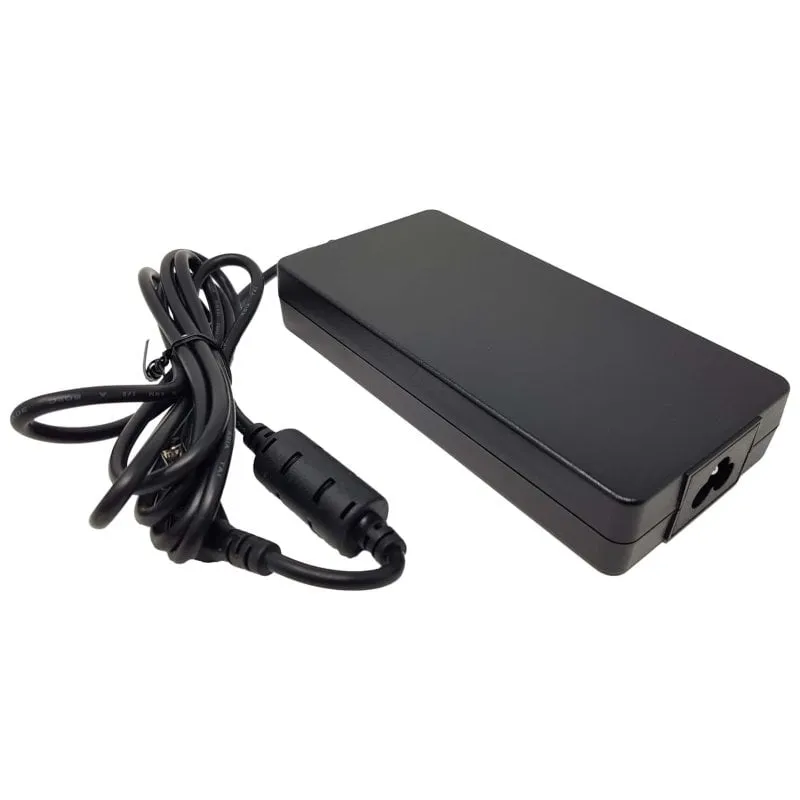 Caricatore essenziale PcCom PcCom Revolt 3050 iX-13500H - immagine 1