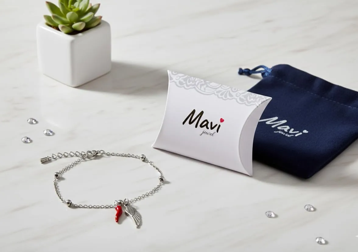 Bracciale donna acciaio con charm e corno portafortuna (ala argento) - immagine 3