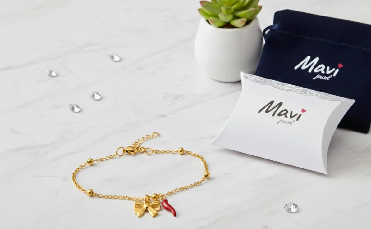 Bracciale donna acciaio con charm e corno portafortuna (fiocco oro) - immagine 2