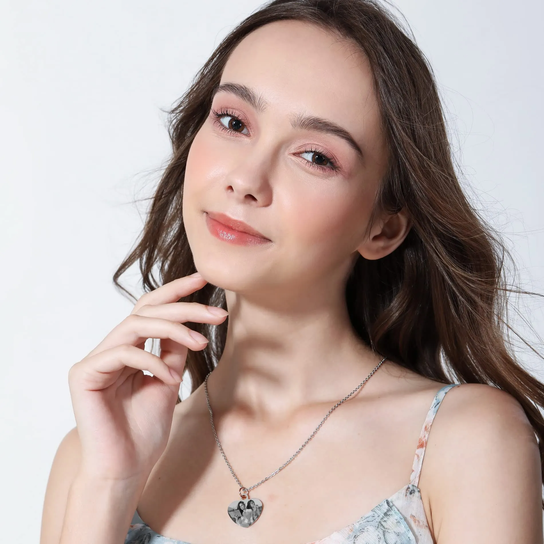 OTXIXTO Ciondolo Cuore Personalizzato per Donne Incisione Nome/Testo/Data Collana con Immagine in Bianco e Nero per Coppie dell'Acciaio Inossidabile Amanti Gioielli per Damigella d'Onore(Oro Rosa 25 - immagine 2