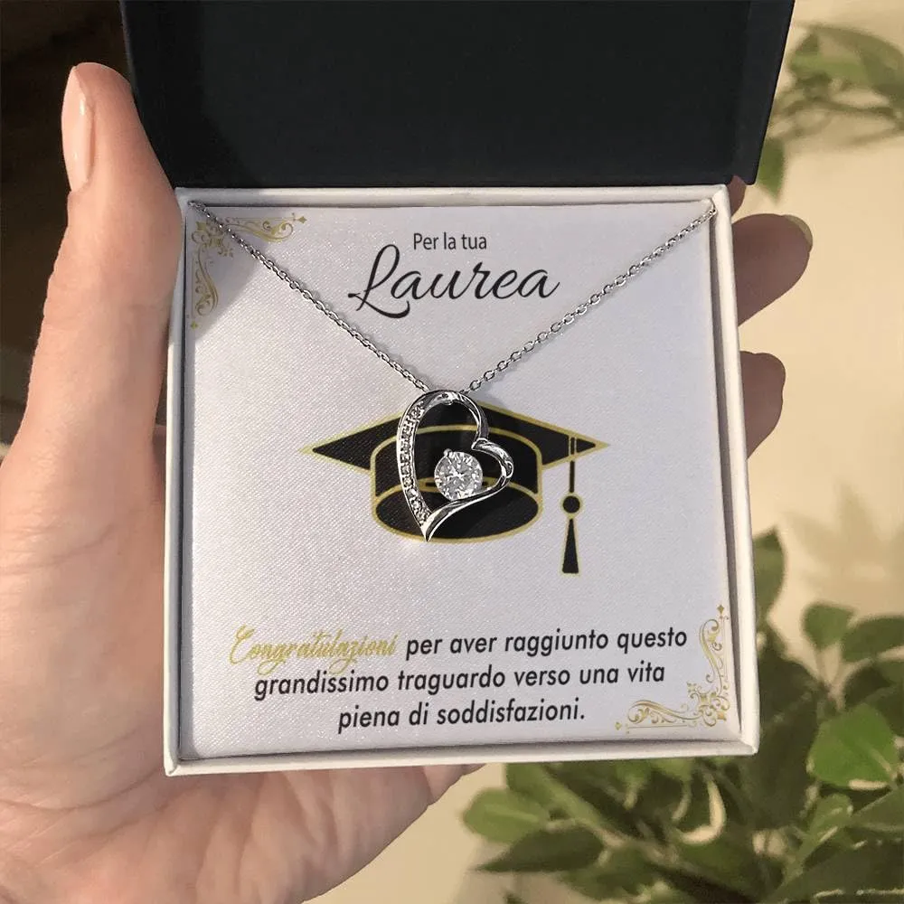 Bramart Collana Donna Regalo per Laurea Finitura in Oro, Argento Idee Regali per lei Festa Evento speciale - Cofanetto con DEDICA incluso (Argento - Laurea 2) - immagine 2