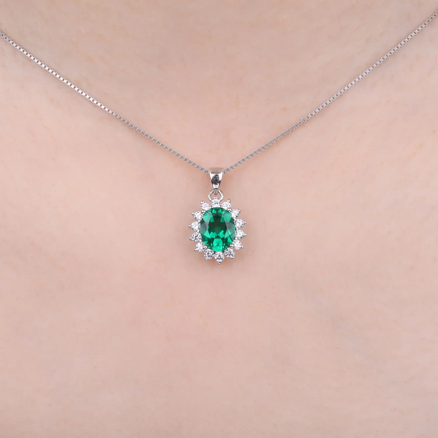 JewelryPalace Principessa Diana William Kate Middleton's 2.5ct placcato oro bianco 14K con Simulato Smeraldo Verde Pendente Collana 45cm - immagine 4