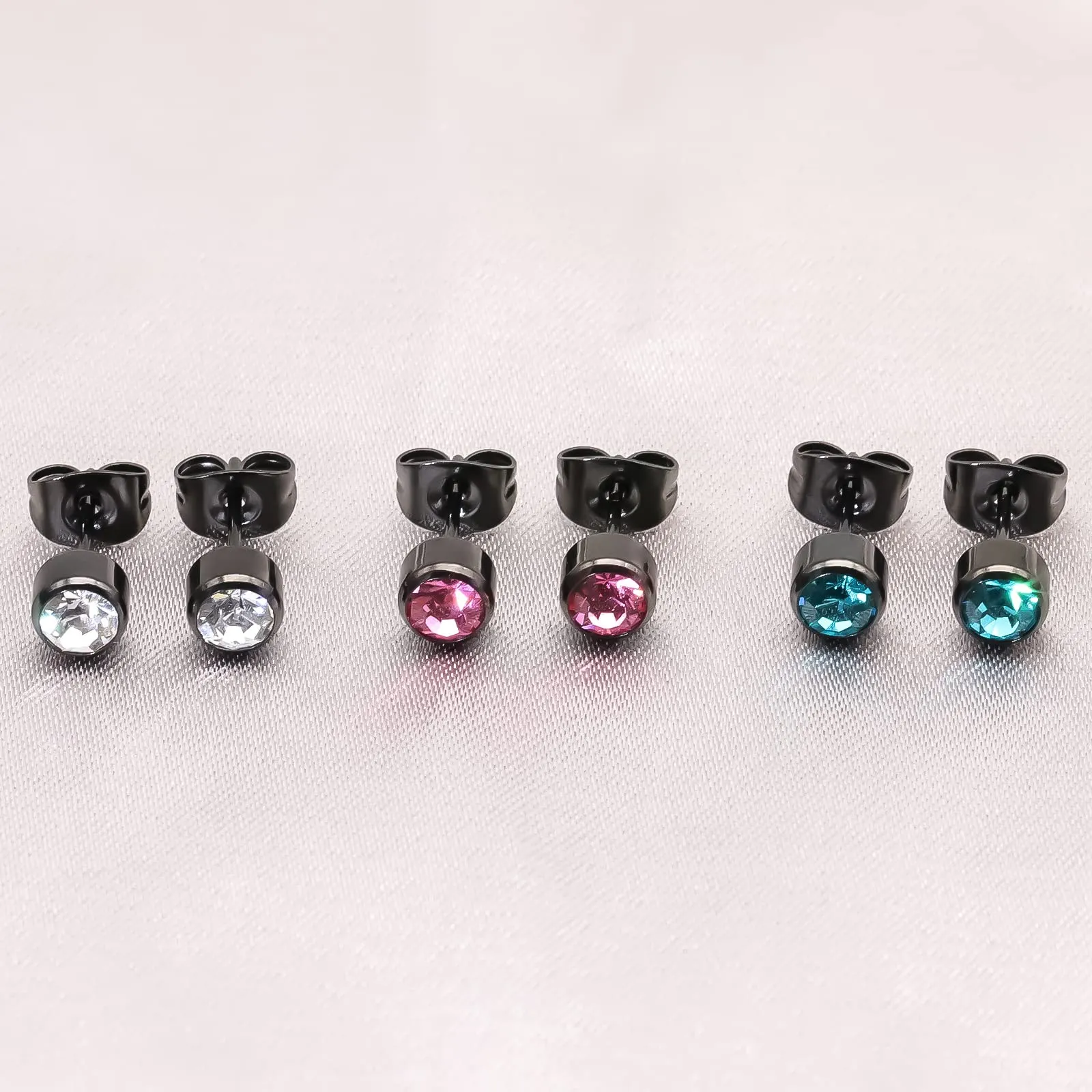 Artskin Orecchini da Donna in Titanio, 5mm, Nero, Ipoallergenici - immagine 3