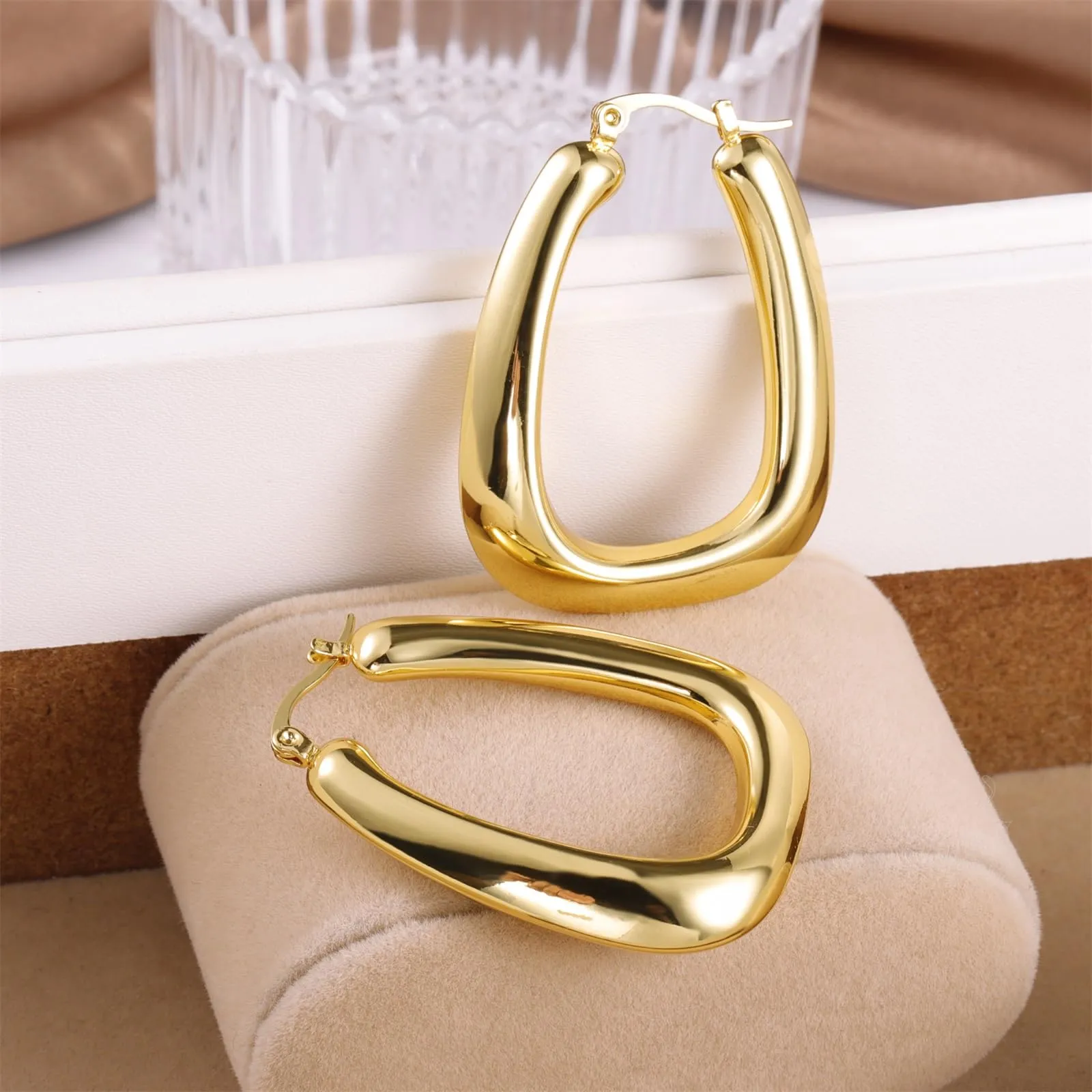 Orecchini A Forma Di Uovo Grandi Dorati Design Contemporaneo Donna - immagine 4