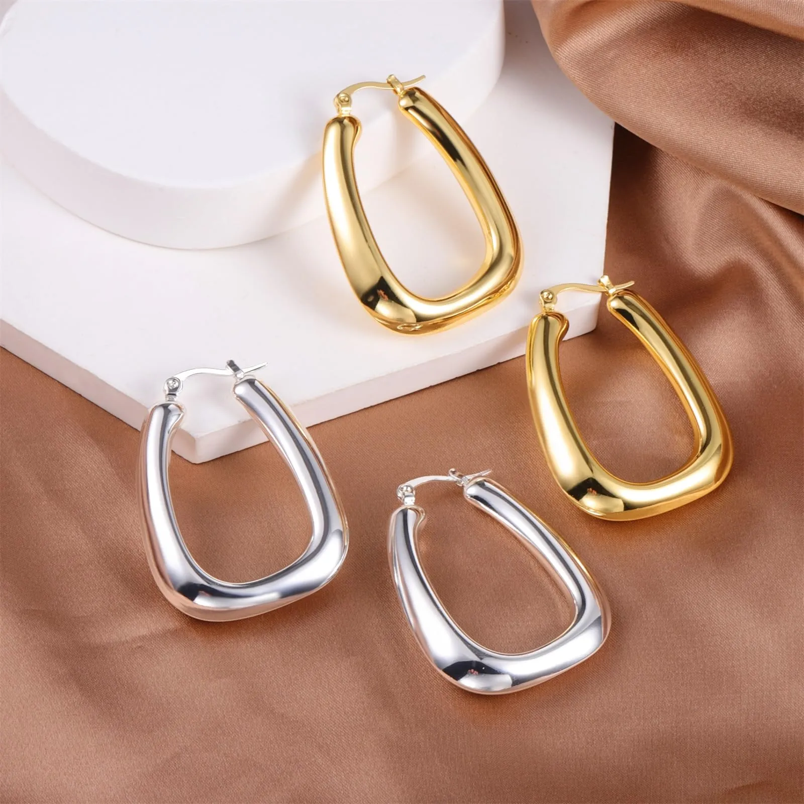 Orecchini A Forma Di Uovo Grandi Argentati Design Contemporaneo Donna - immagine 6