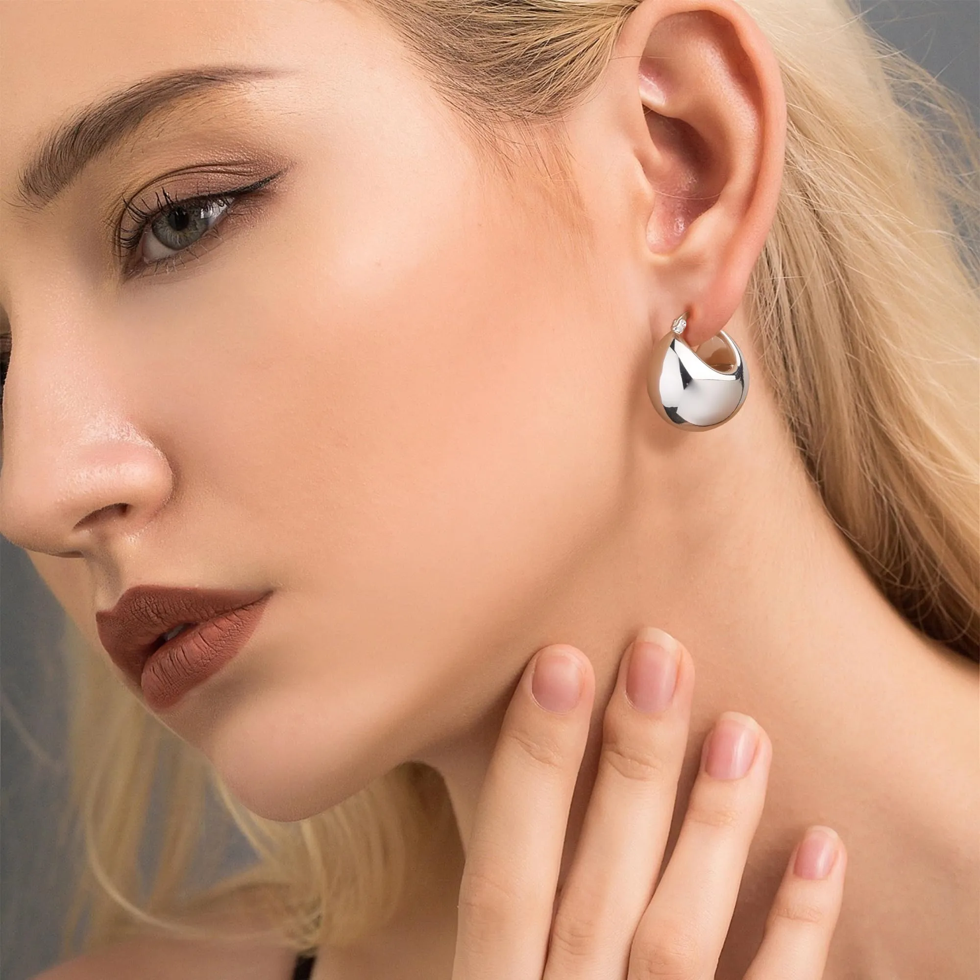 Orecchini A Cupola Argentati Léggeri Lucidi Design Classico Elegante Donna - immagine 3