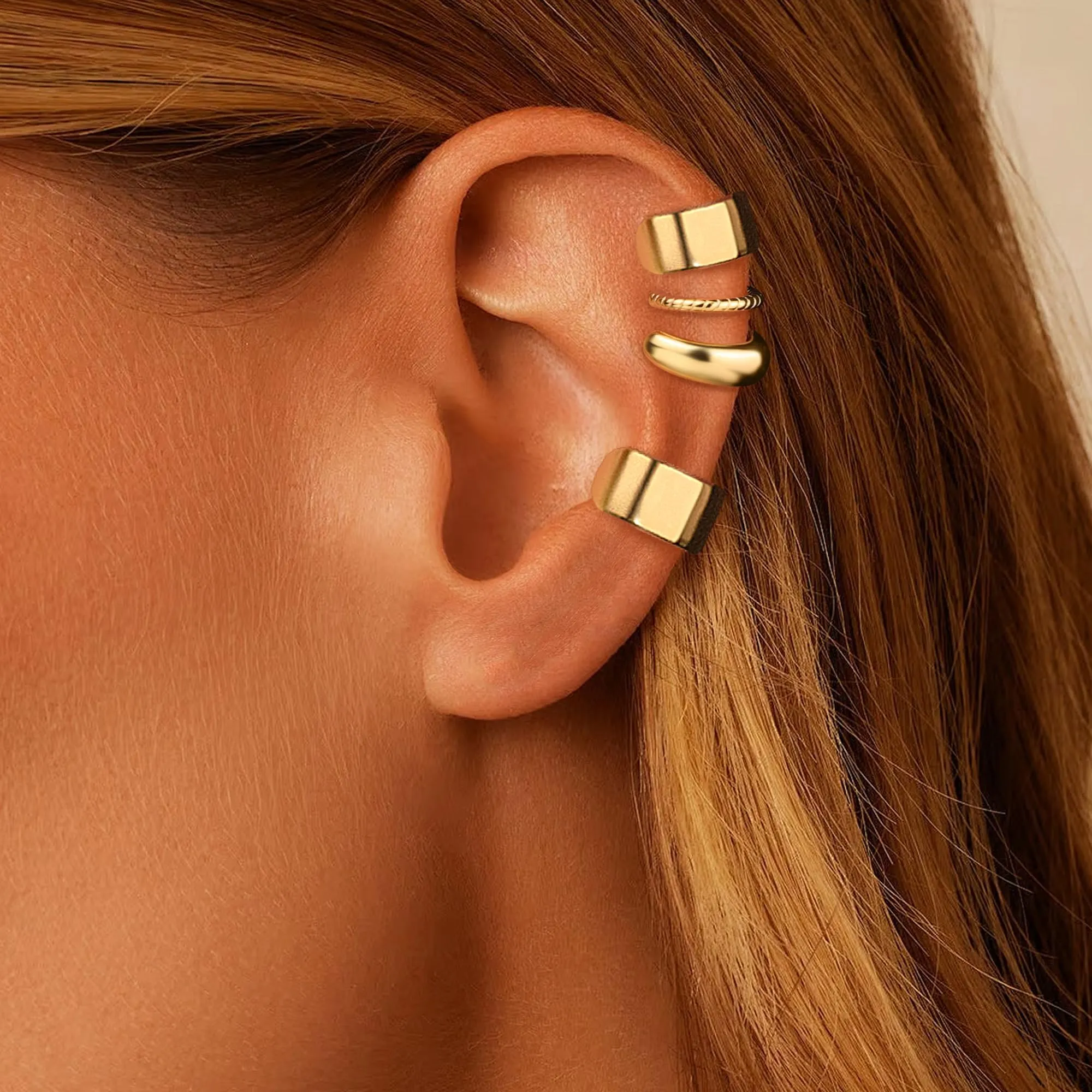 Orecchini A Clip Dorati Ampi Liscio Stile Minimal Chic Gioiello Donna - immagine 4