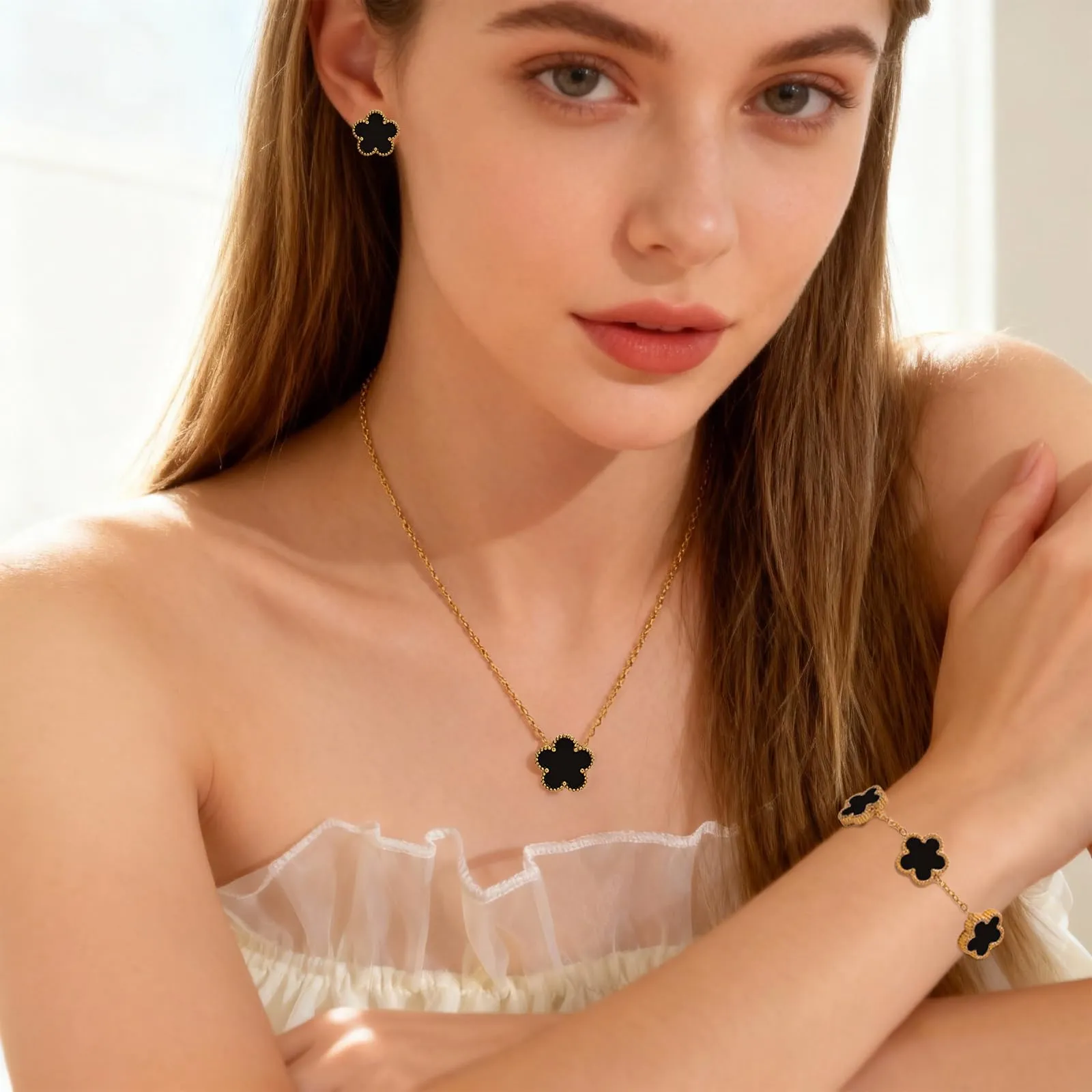 Bcenoilua Parure Gioielli Quadrifoglio da Donna 18K Placcato Oro Fortunato Quadrifoglio Bracciali Collana Orecchini Fiore Set di Gioielli Sposa Regalo per Fidanzata Mamma - immagine 7