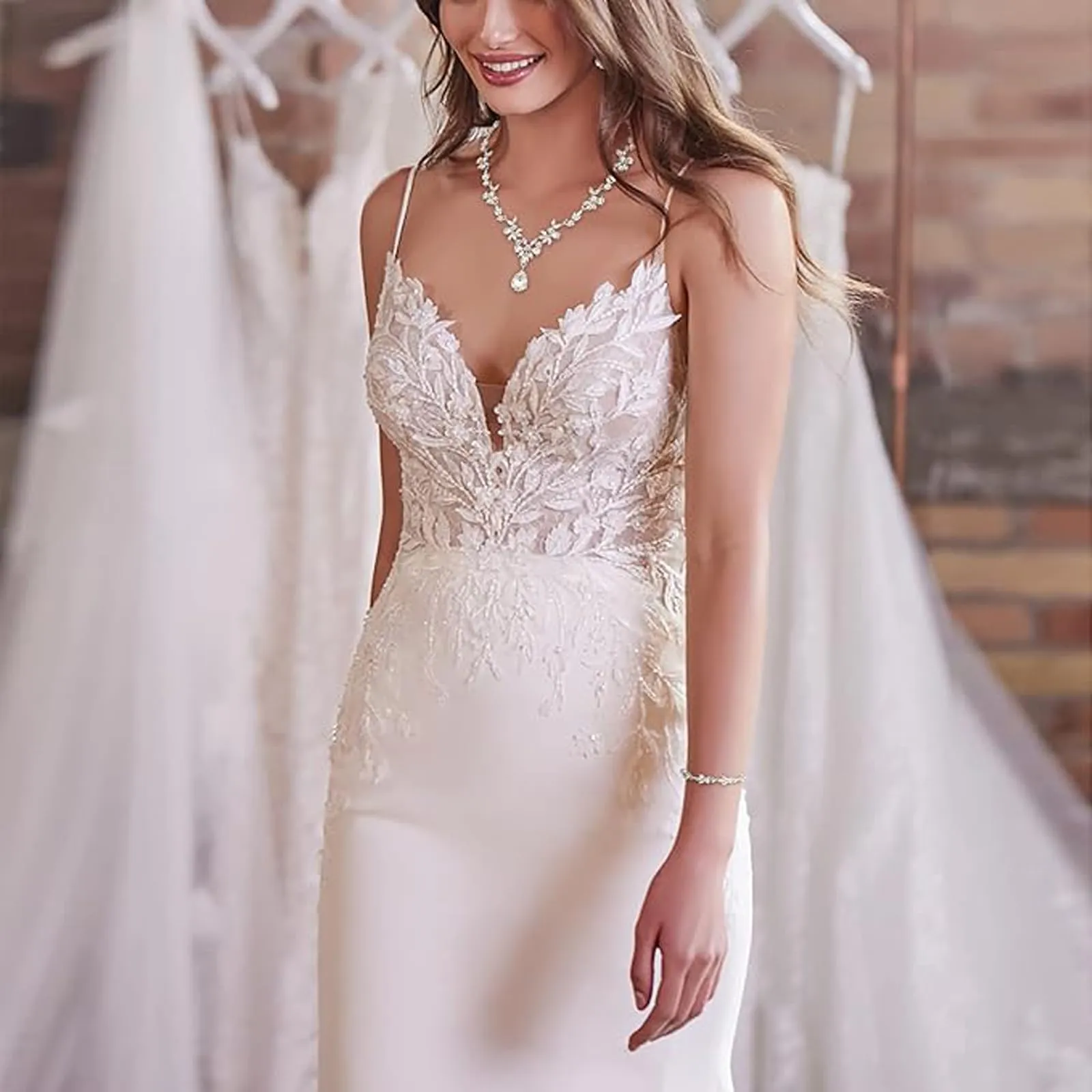 Set di Gioielli da Sposa in Argento con Strass Brillanti Cristallo Collana Orecchini Braccialetti Set Eleganti Goccia Zirconia Cubica Parure Gioielli Regalo da Ballo Formali per Spose (Argento2) - immagine 7