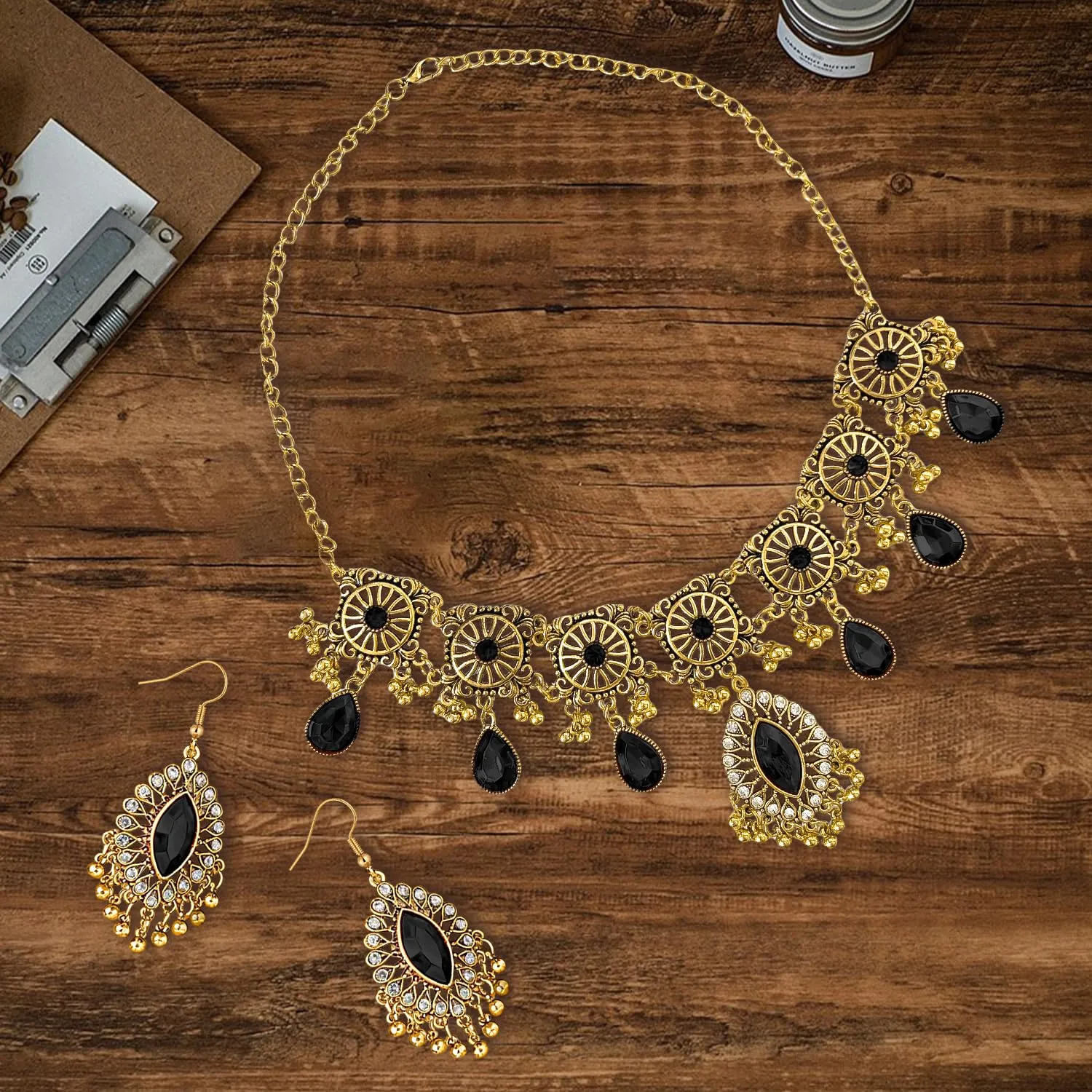 VLYX Set di gioielli tradizionali indiani per donna - Collana e orecchini Jhumka - Stile etnico boho per matrimoni, feste e accessori festivi (Nero) - immagine 6
