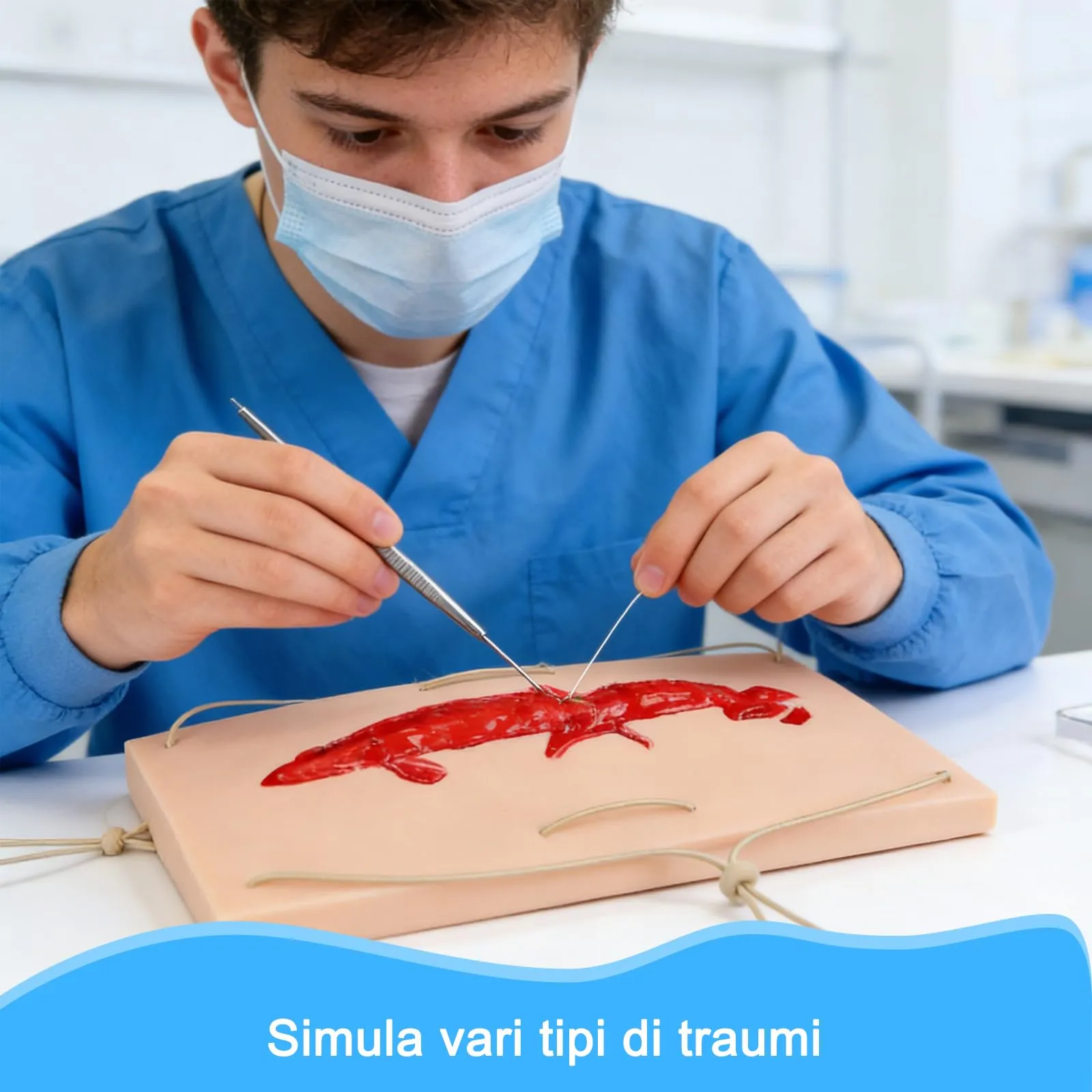 Simulatore indossabile per lacerazioni profonde e ferite da arma da taglio - Modello in silicone per traumi penetranti, per esercitarsi nel tamponamento, nella sutura e nella pulizia delle ferite - immagine 5