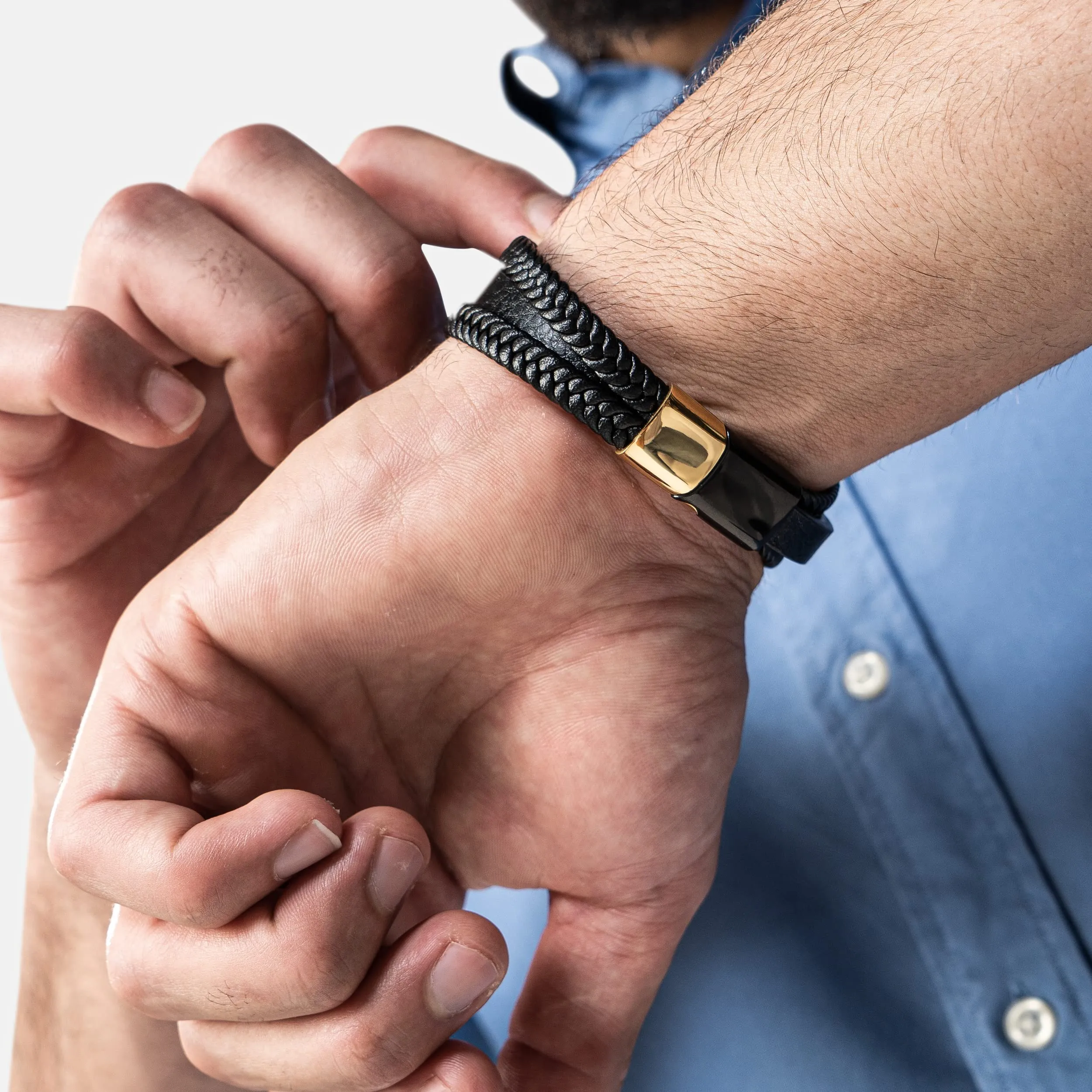 SERASAR Bracciale Uomo Cuoio Braccialetto Pelle Nera Acciaio Oro Papa 20cm - immagine 5