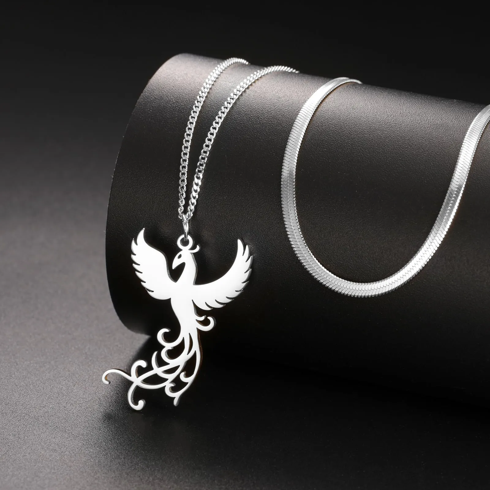 VASSAGO Collana di fenice nascente per donne Collana con ciondolo di uccello di fuoco in acciaio inox per uomini Regali di gioielli alla moda (catena a serpente in argento) - immagine 2